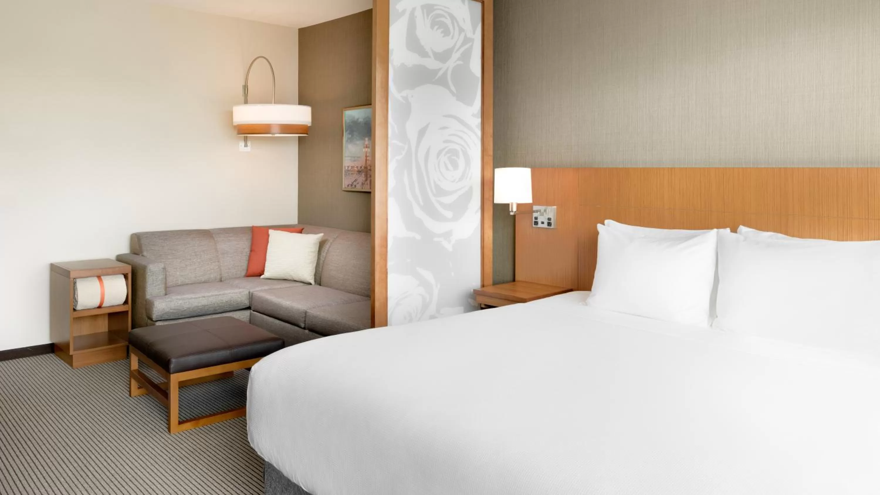 Bedroom, Bed in Hyatt Place Pasadena