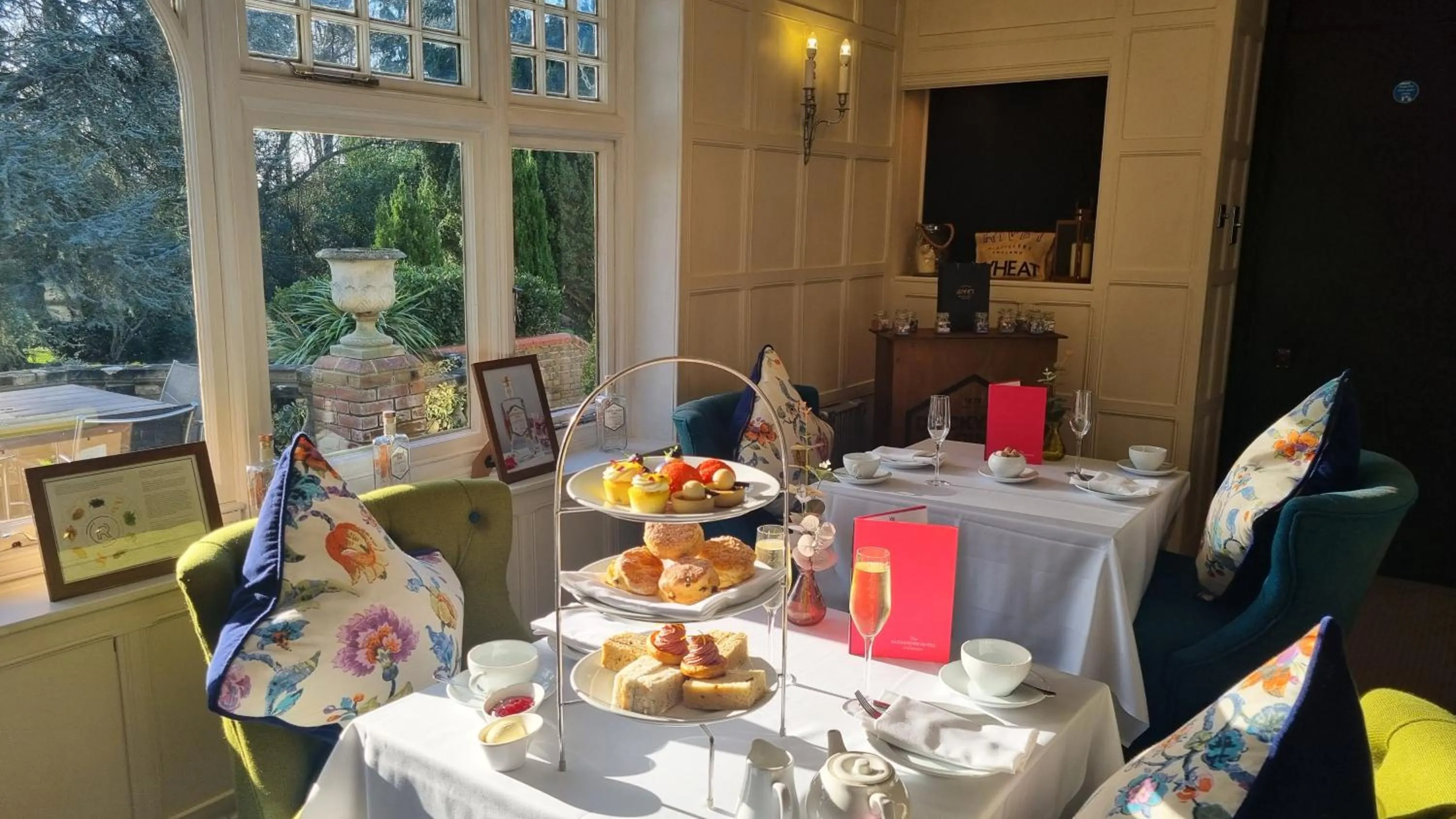 Meals in Rowhill Grange Hotel & Utopia Spa