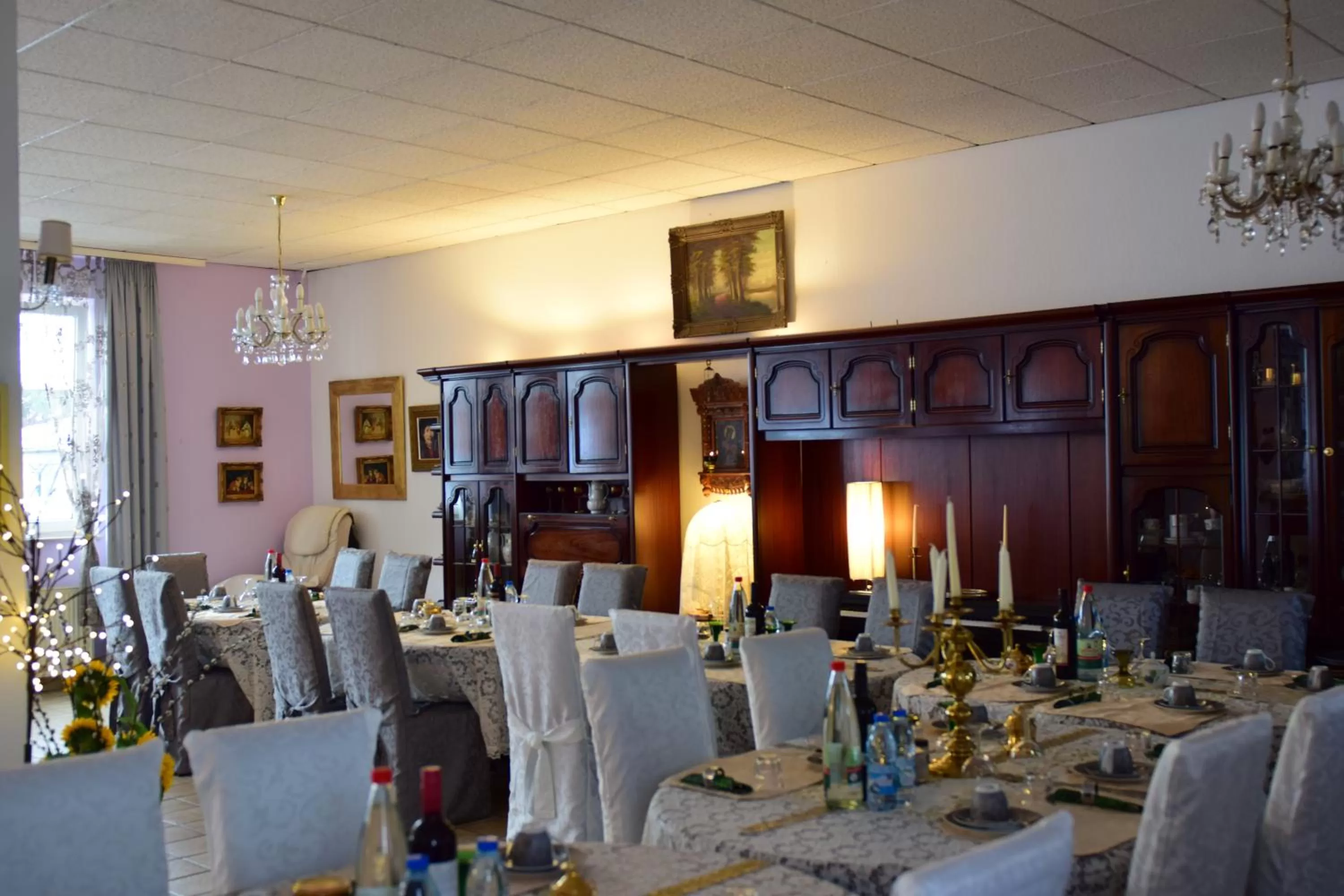 Decorative detail in Hotel Attaché