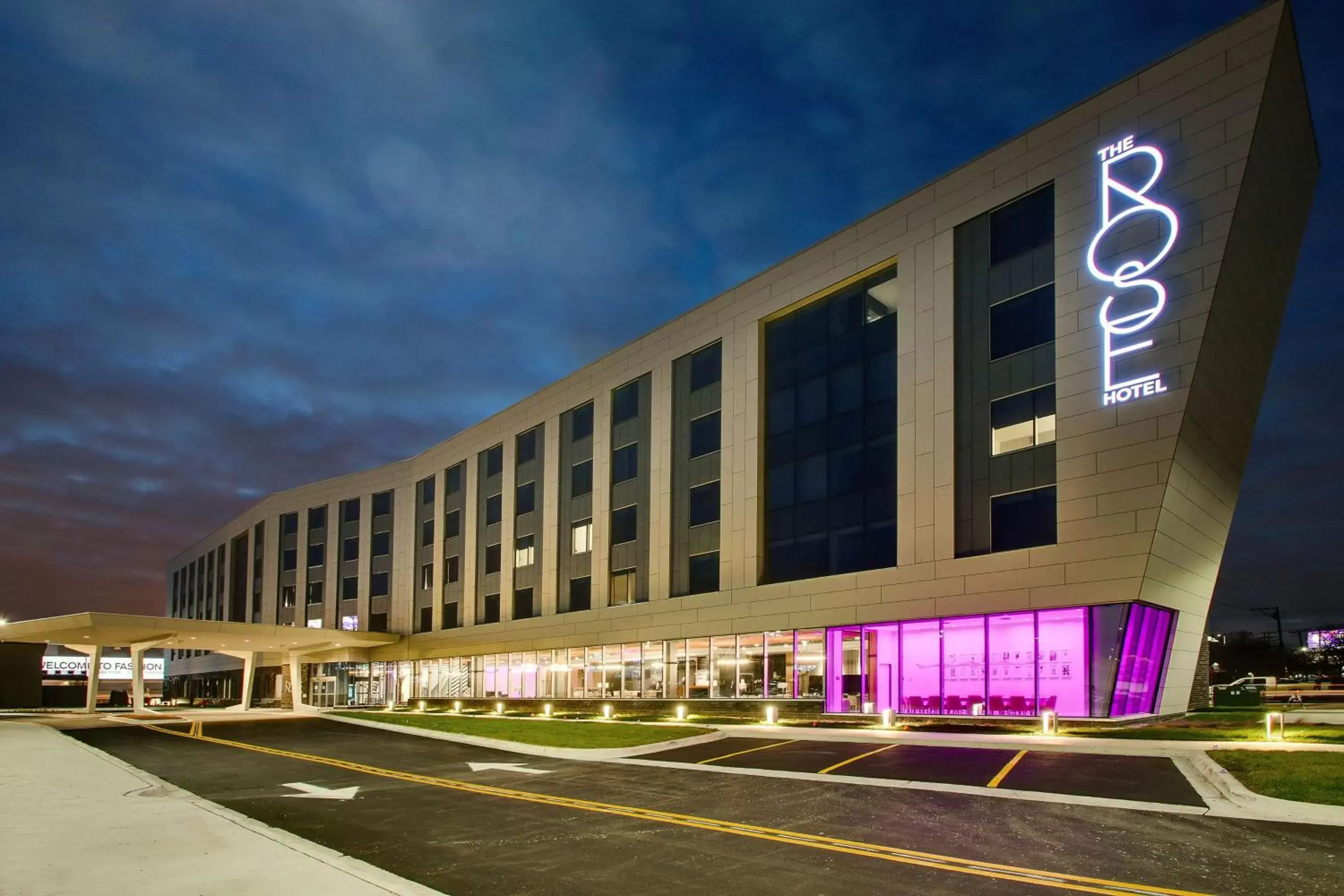 The Rose Chicago, Tapestry Collection By Hilton The Rose Chicago, Tapestry Collection By Hilton