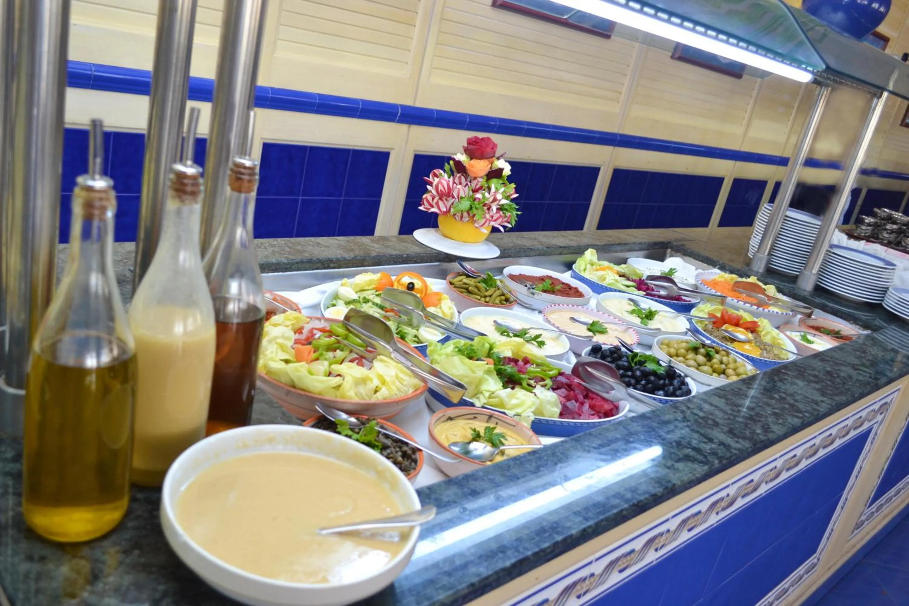 Food and drinks in Regency Hotel & Spa