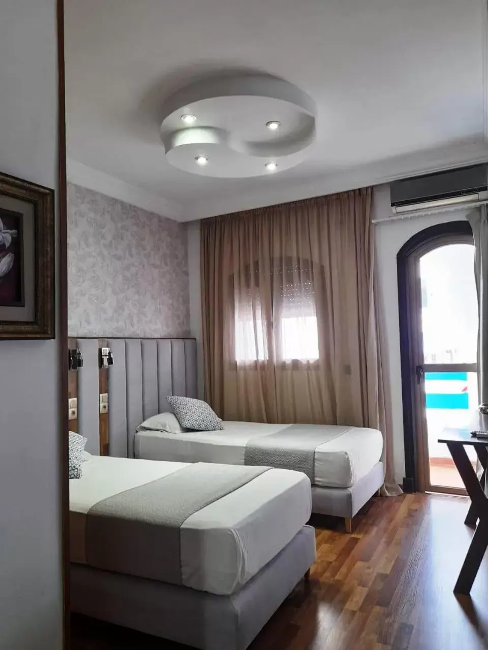 Twin Room in Balcon Bleu Twin Room in Balcon Bleu