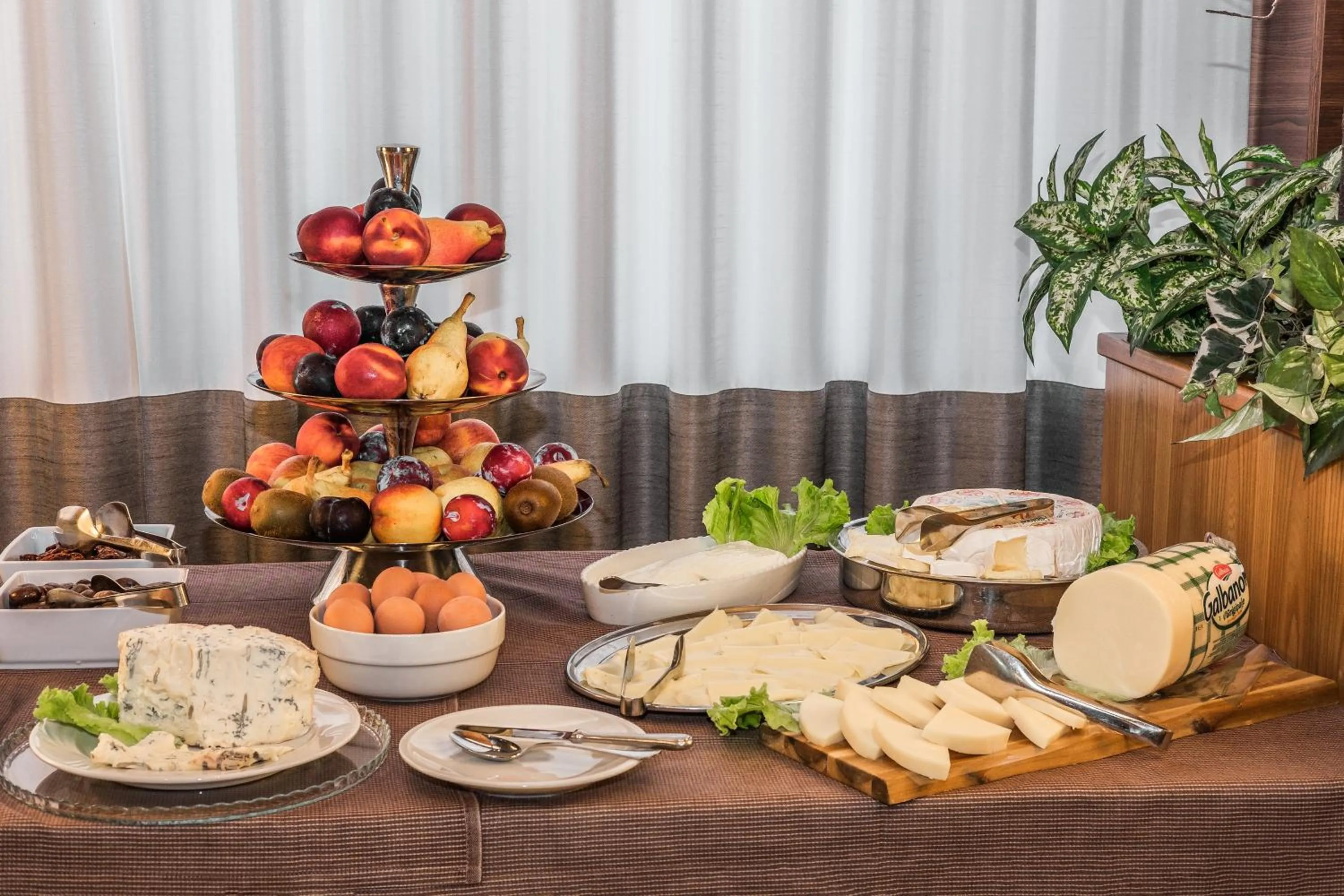 Buffet breakfast in Hotel Residence Ristorante Ramandolo