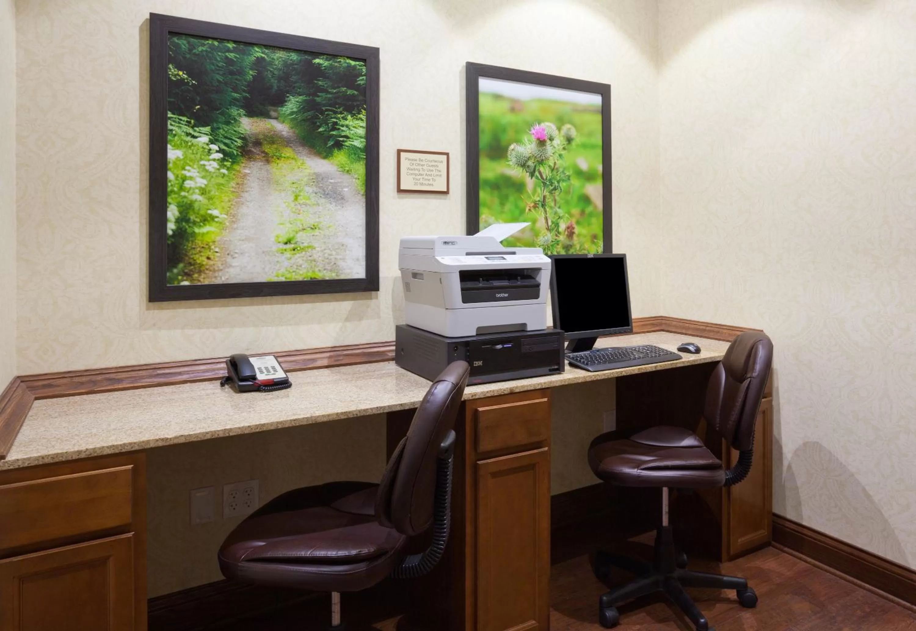 Business facilities in Country Inn & Suites by Radisson, Minot, ND