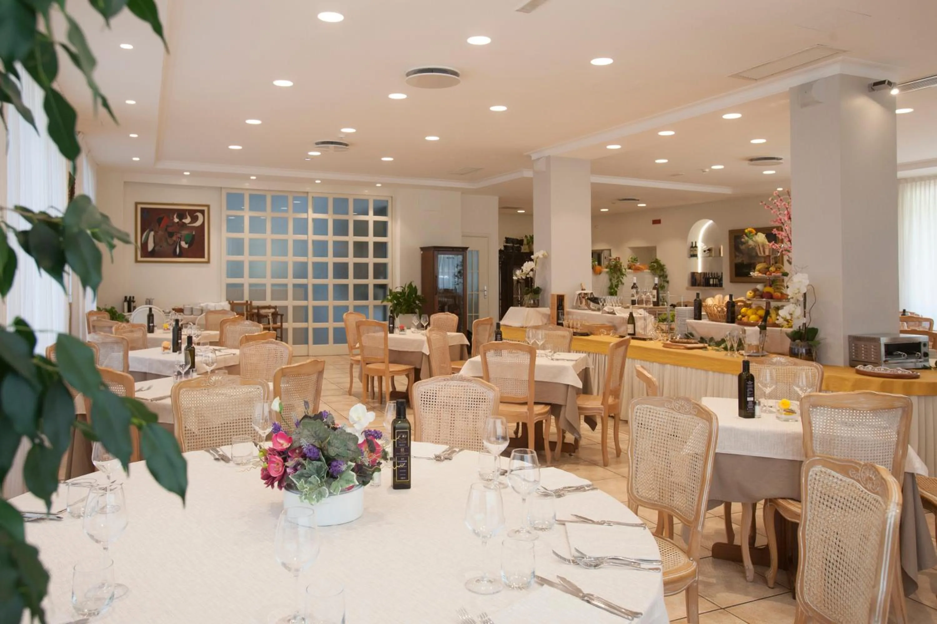 Restaurant/places to eat in Baia D'Argento