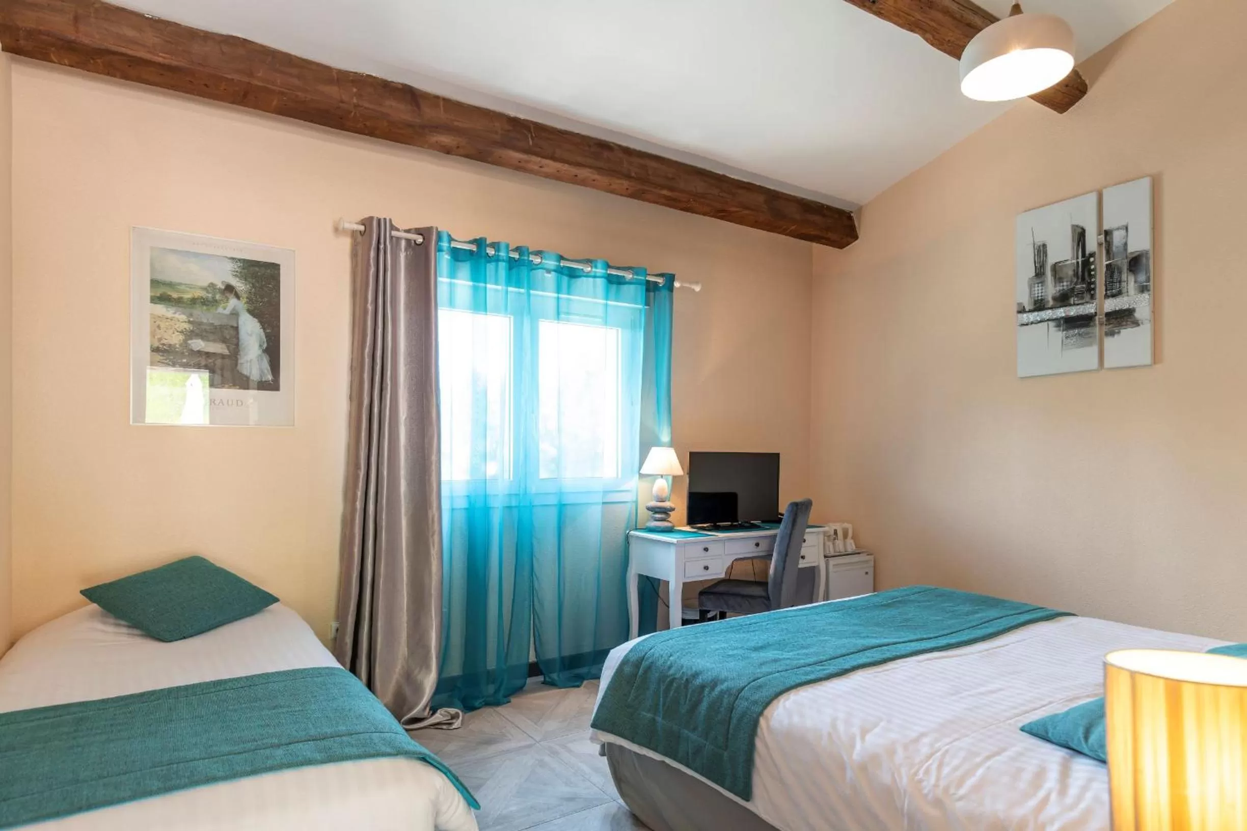 Bed in Les Bastides Saint Paul