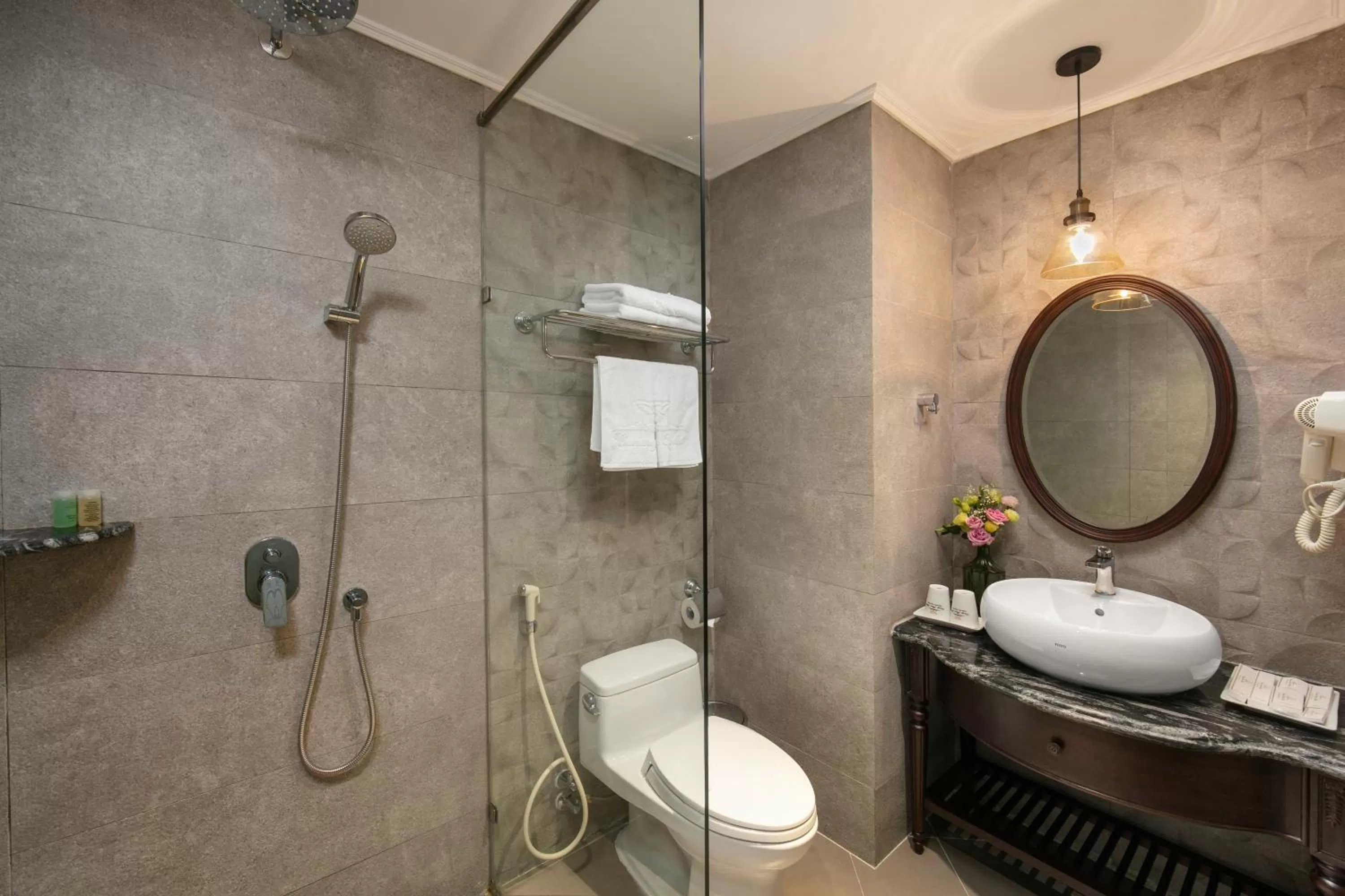 Bathroom in Canary Hotel