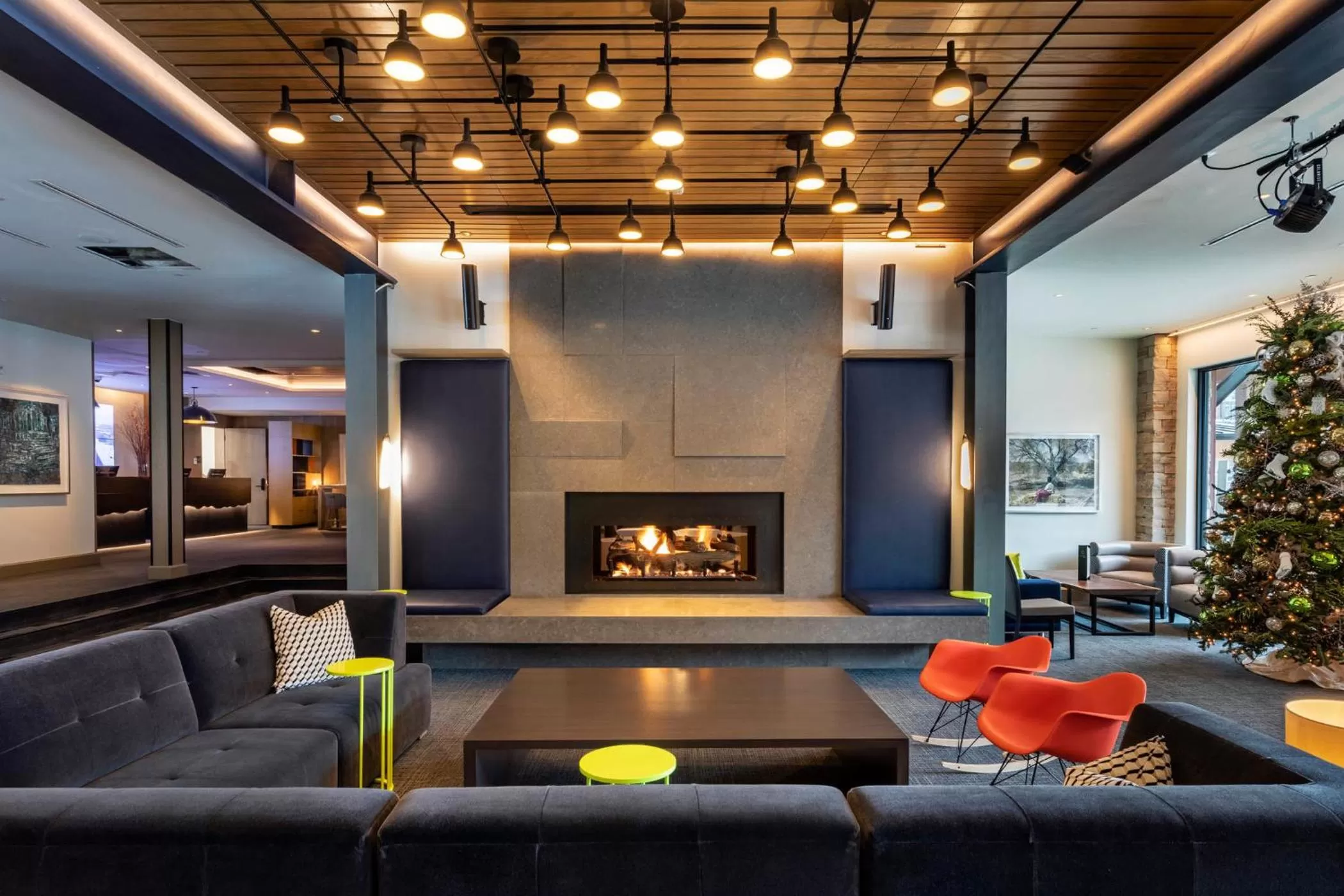 Lobby or reception in Limelight Hotel Snowmass