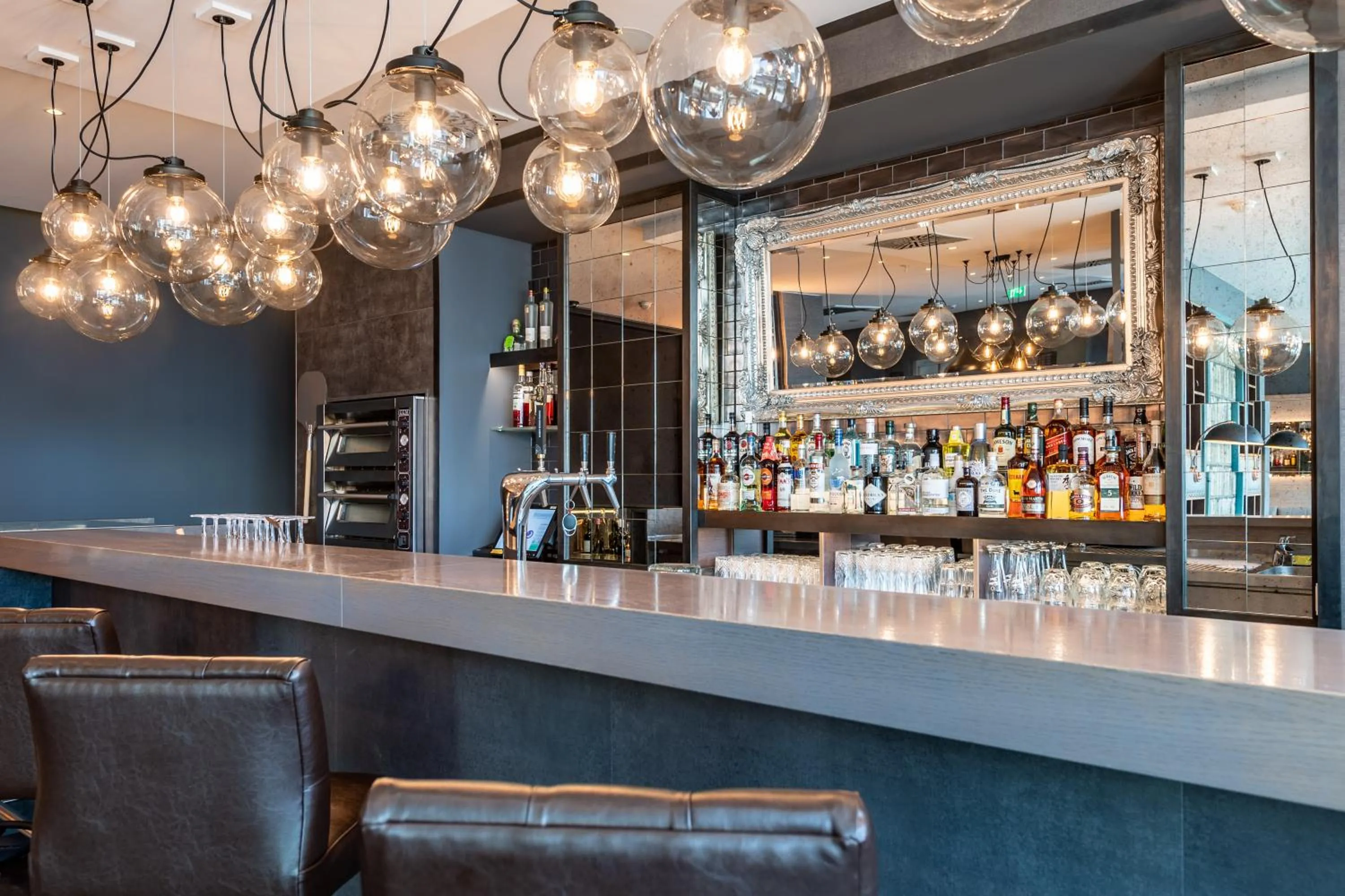 Lounge or bar in Premier Inn Nürnberg City Nordost