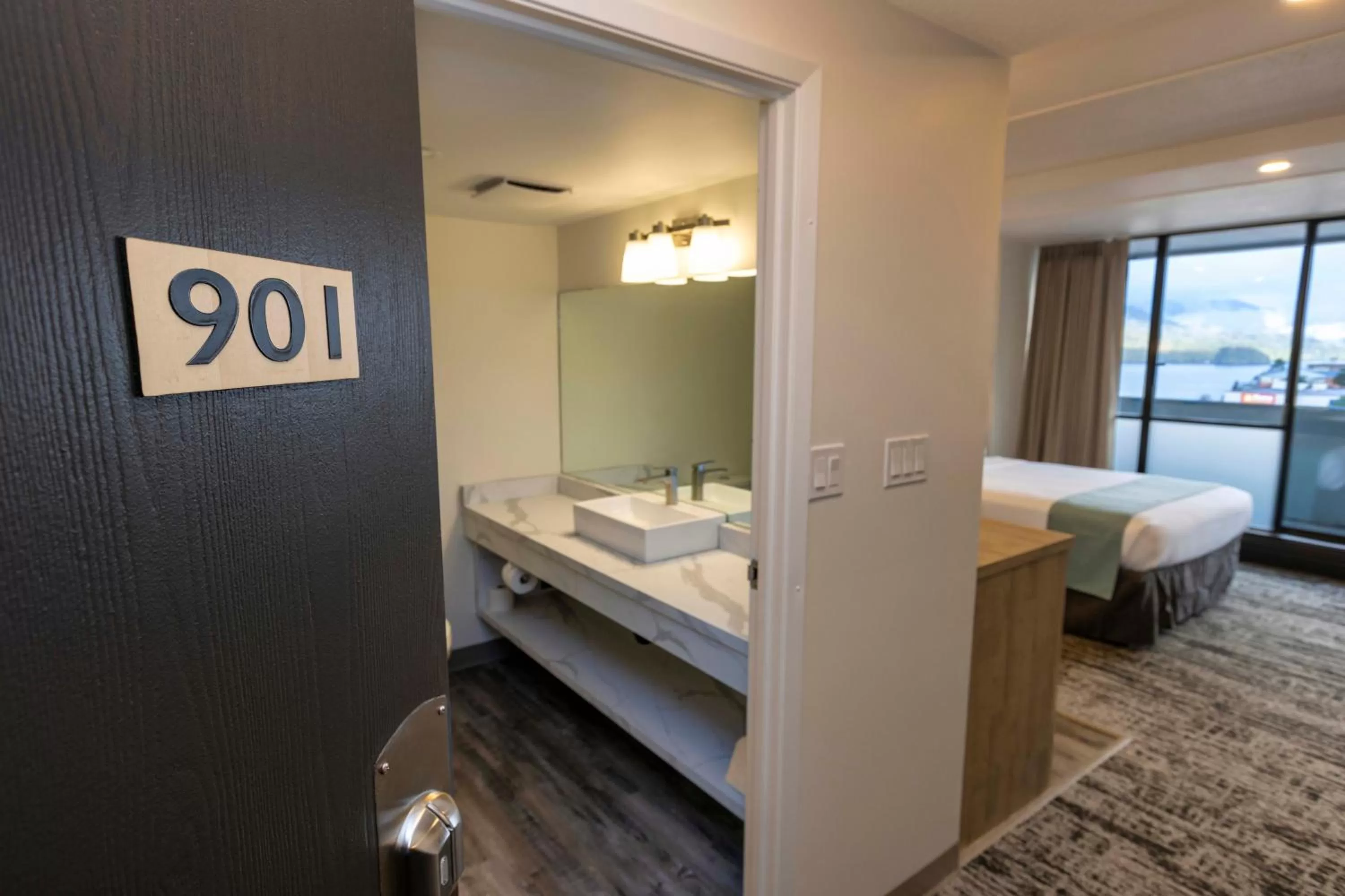 Bed in Highliner Hotel