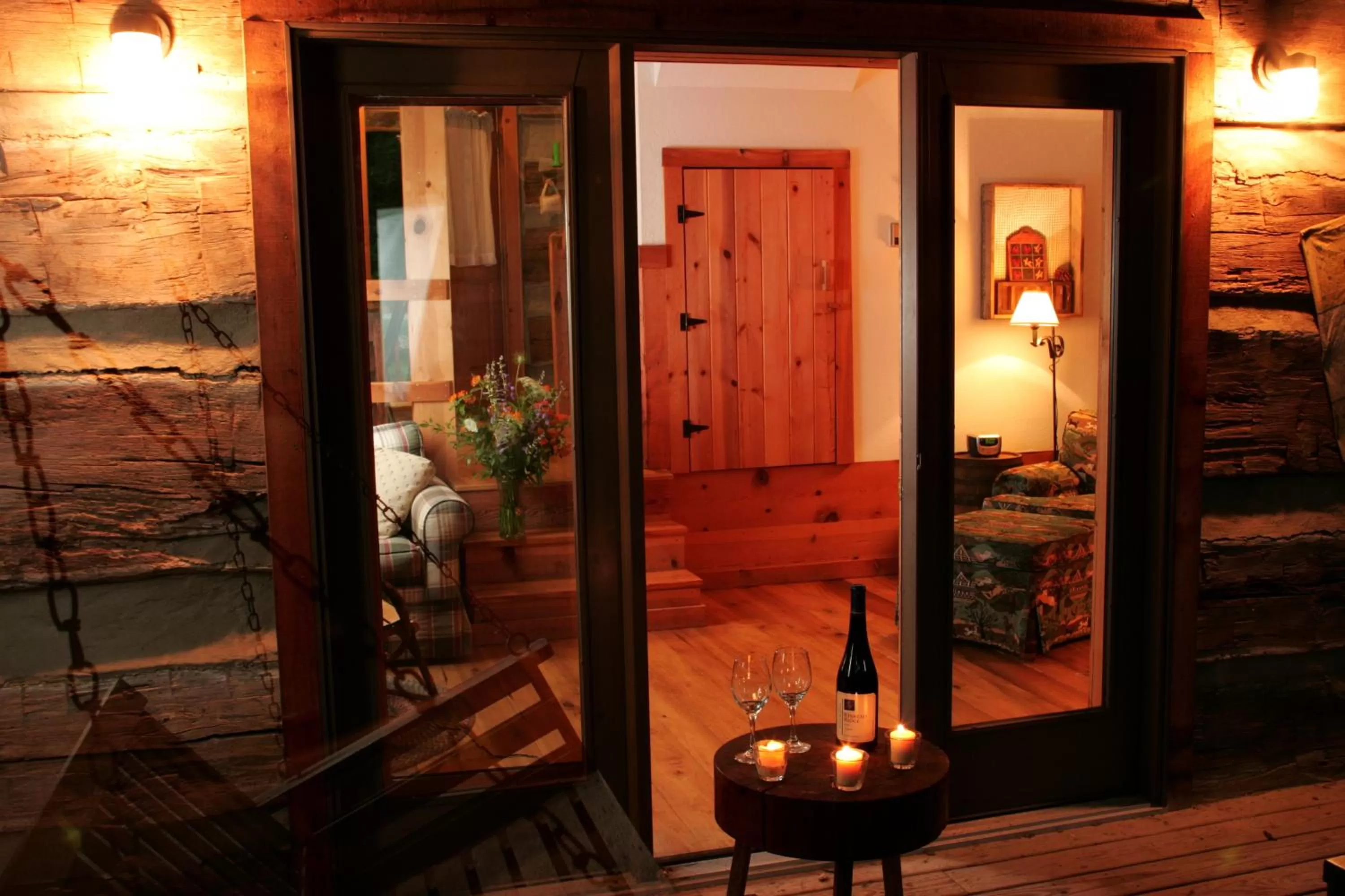 Facade/entrance in Inn & Spa at Cedar Falls