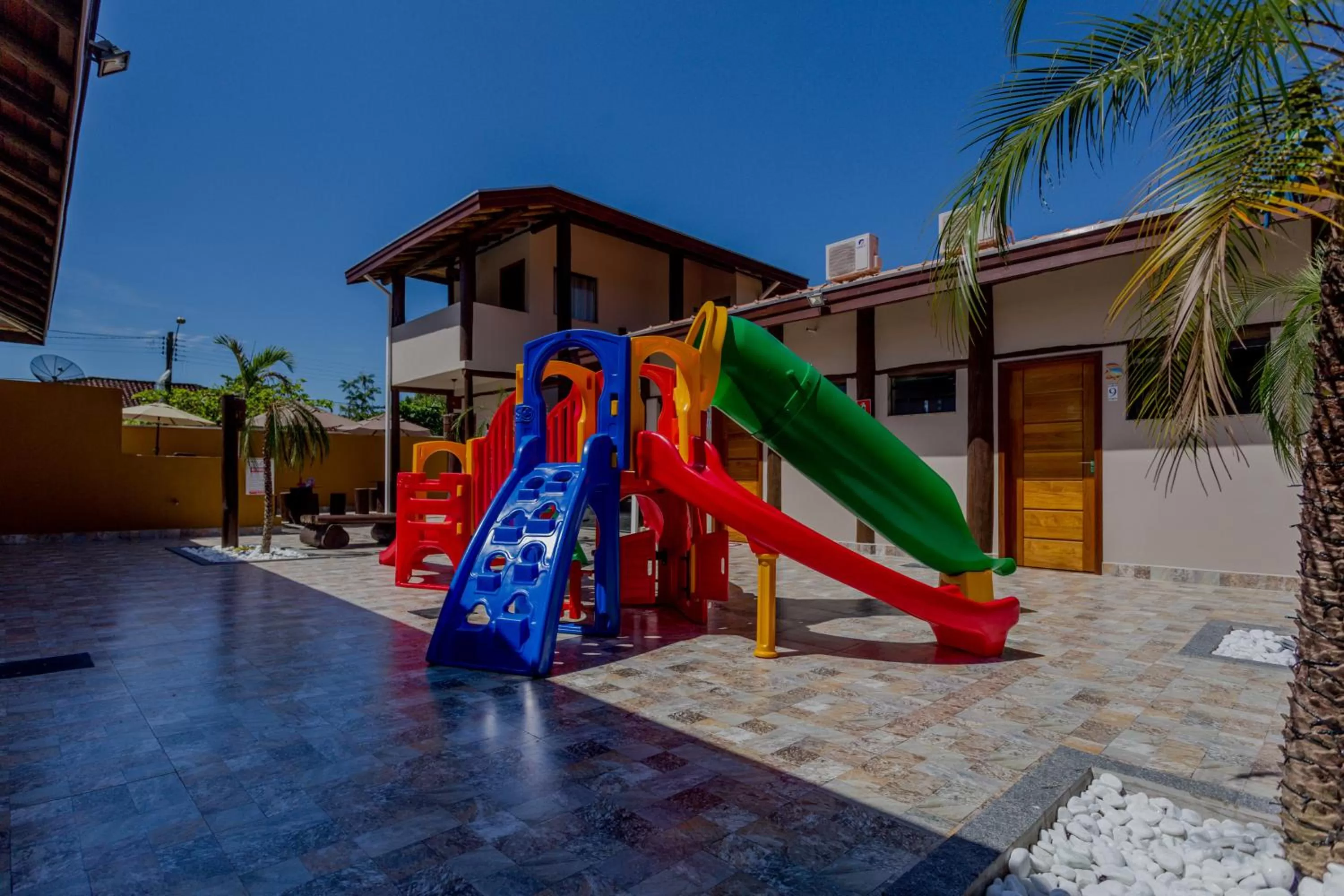 Children play ground in Pousada Chalés do Julião