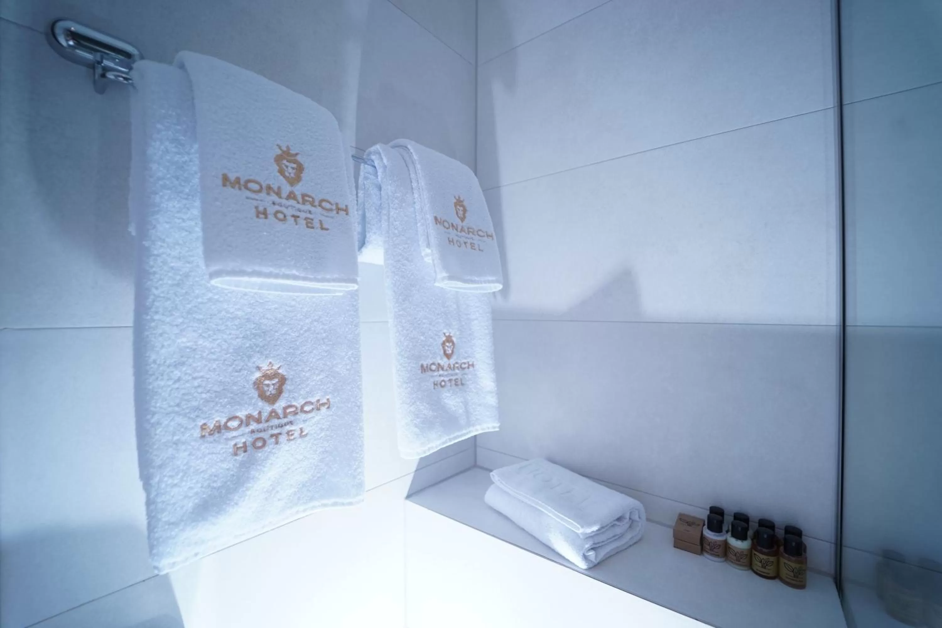 Bathroom in Monarch Hotel