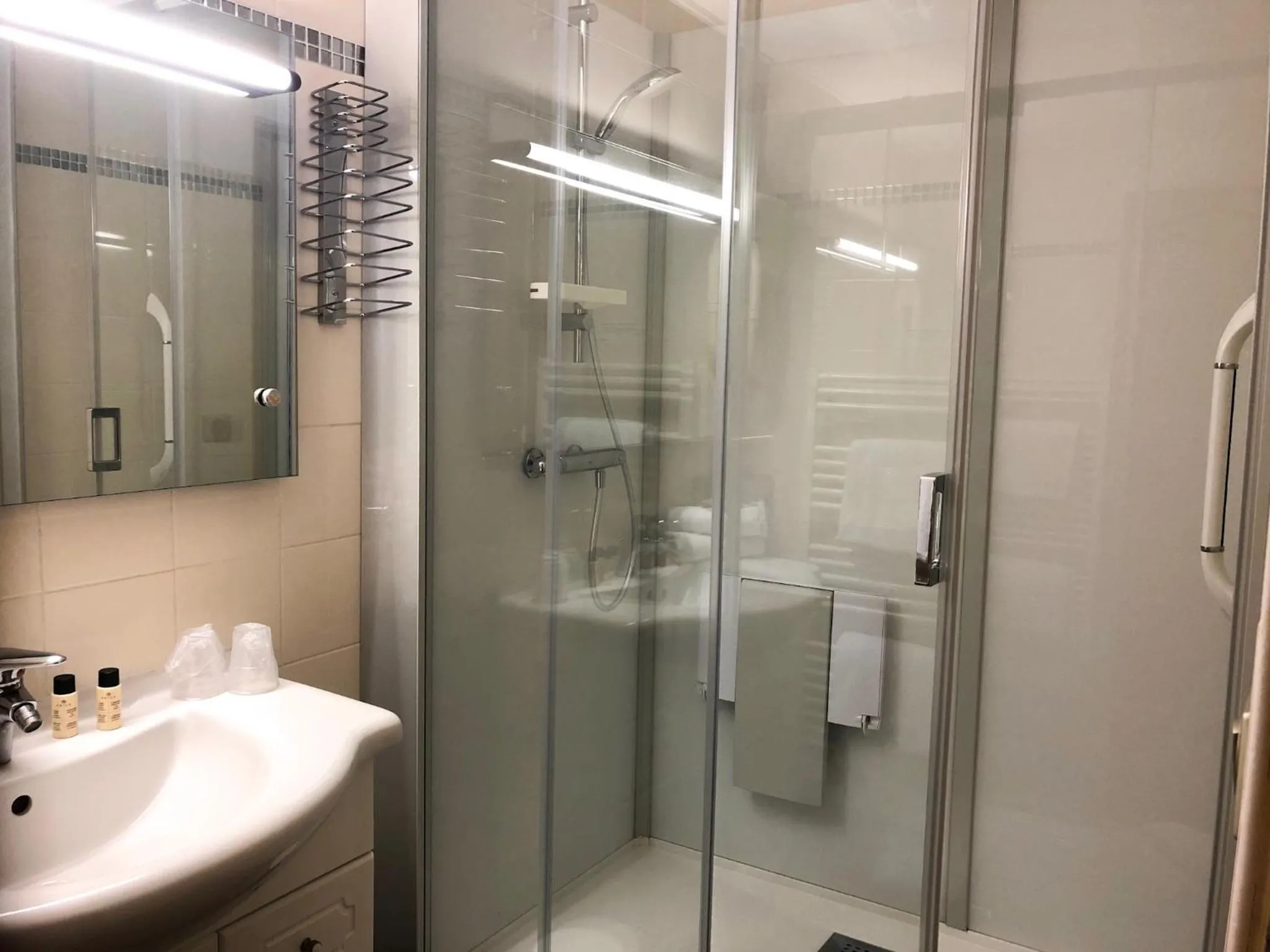 Bathroom in Entre Terre Et Mer