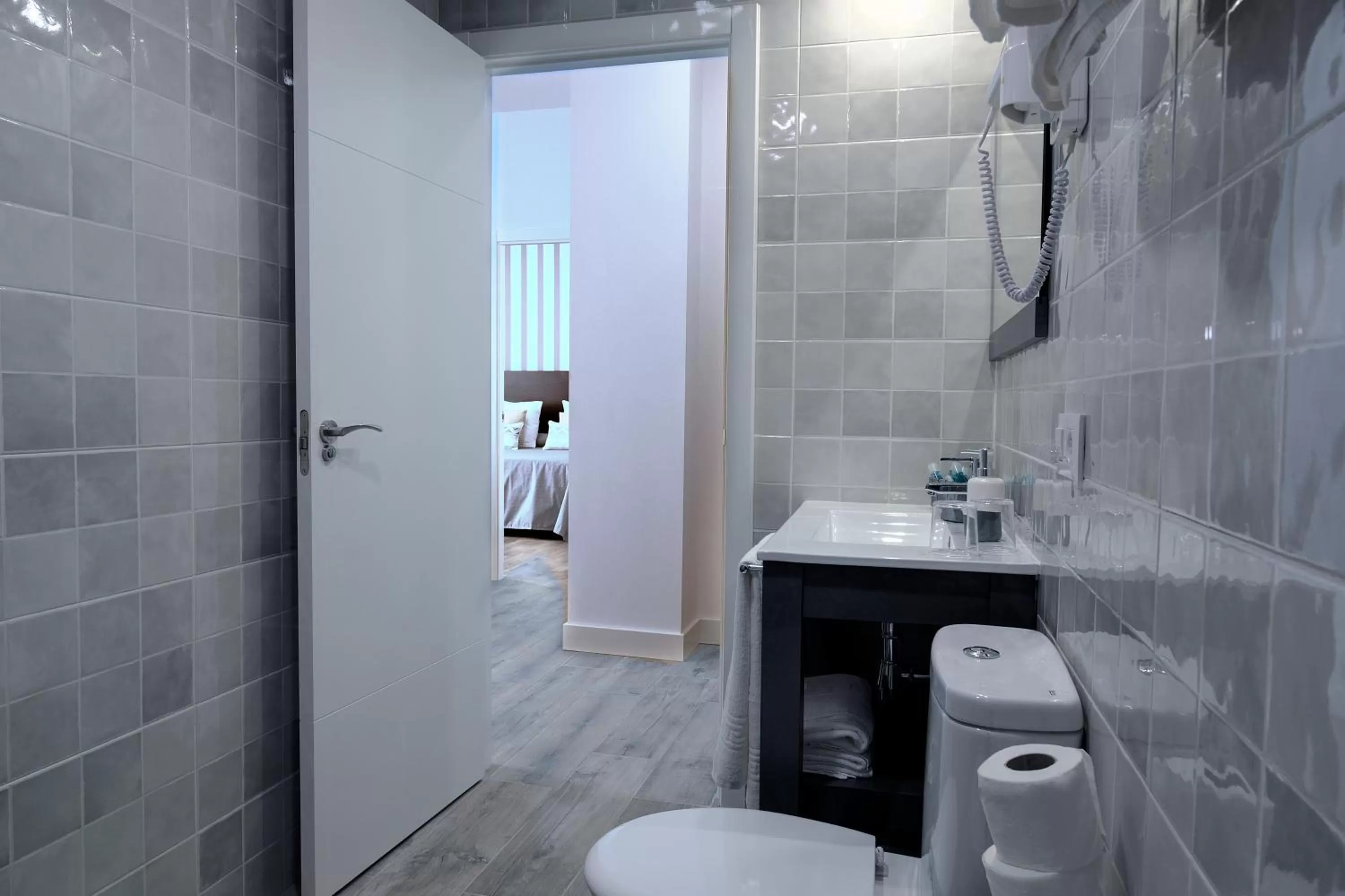 Bathroom in Hotel Apartamentos MPD