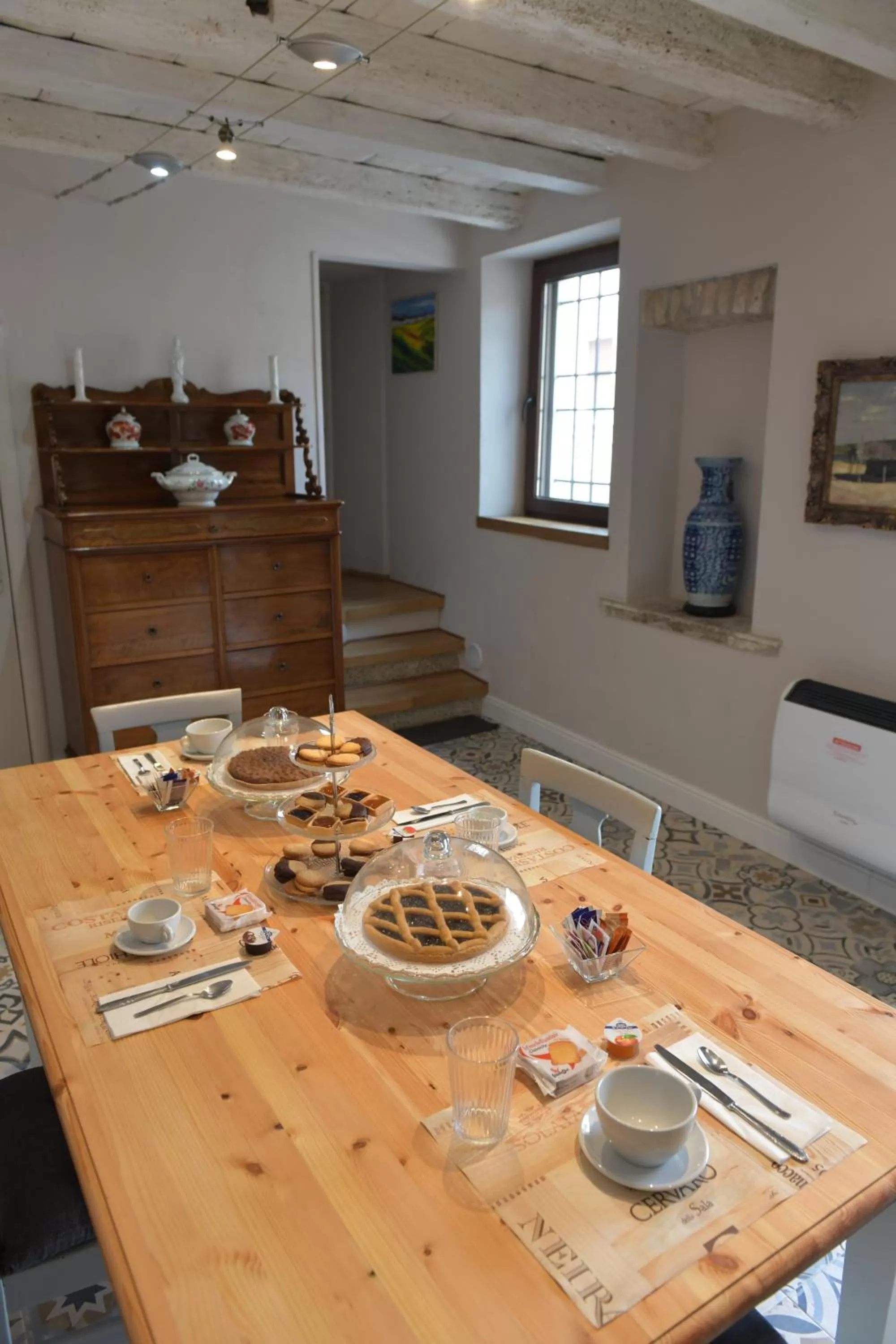 Restaurant/Places to Eat in Civico 43