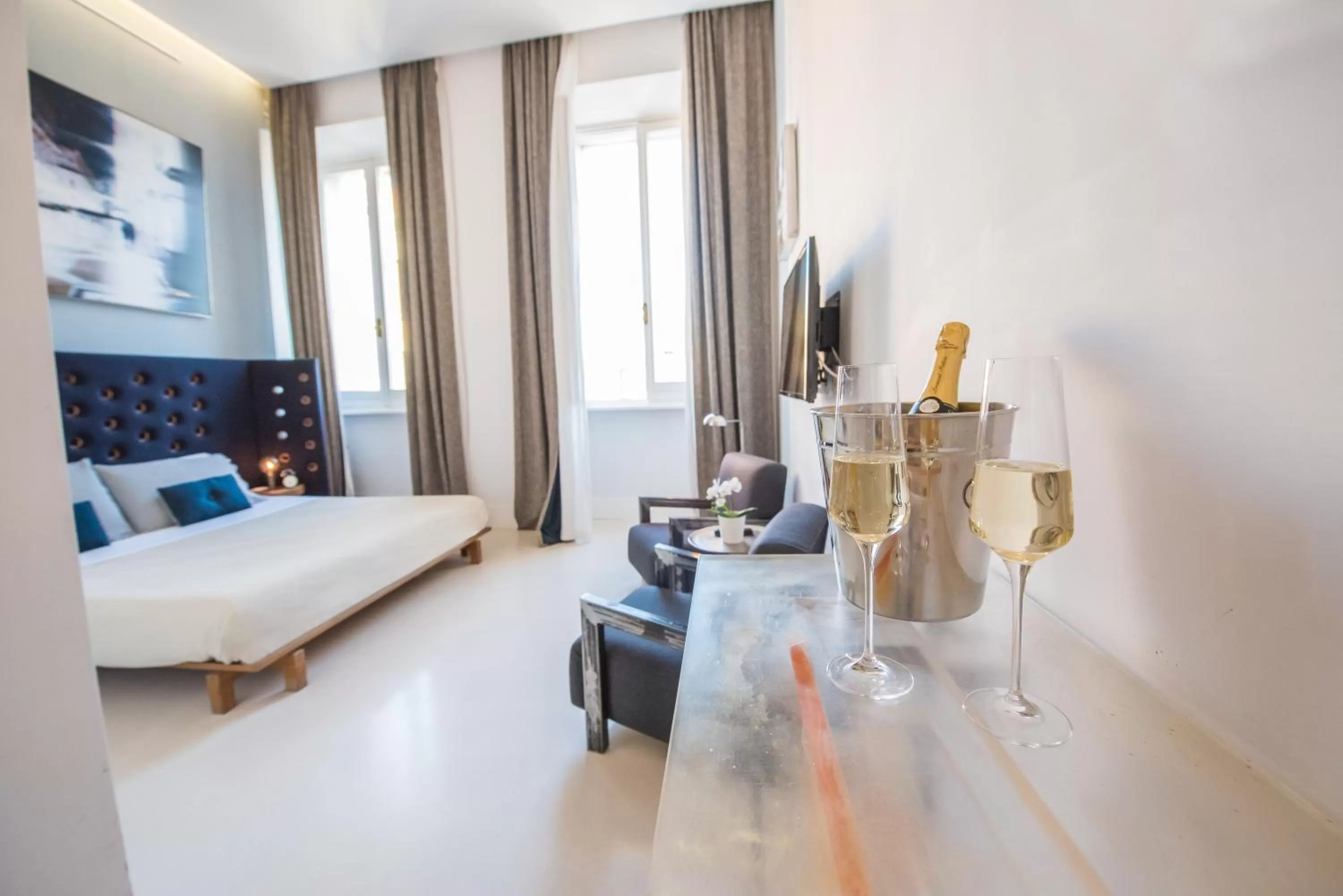 Photo of the whole room, Bed in Piazza di Spagna 9