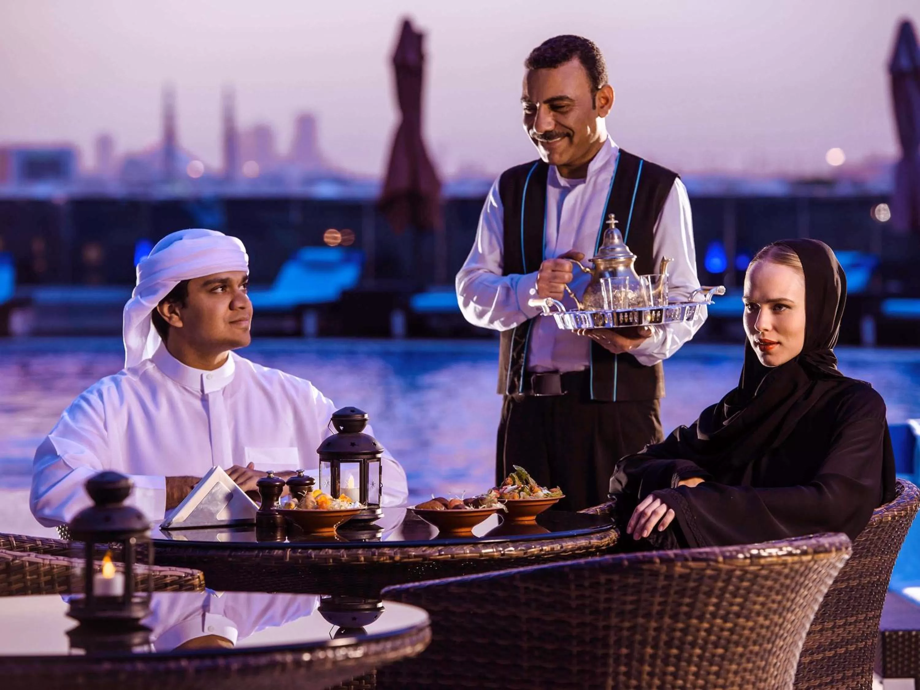 Restaurant/places to eat in Novotel Abu Dhabi Gate