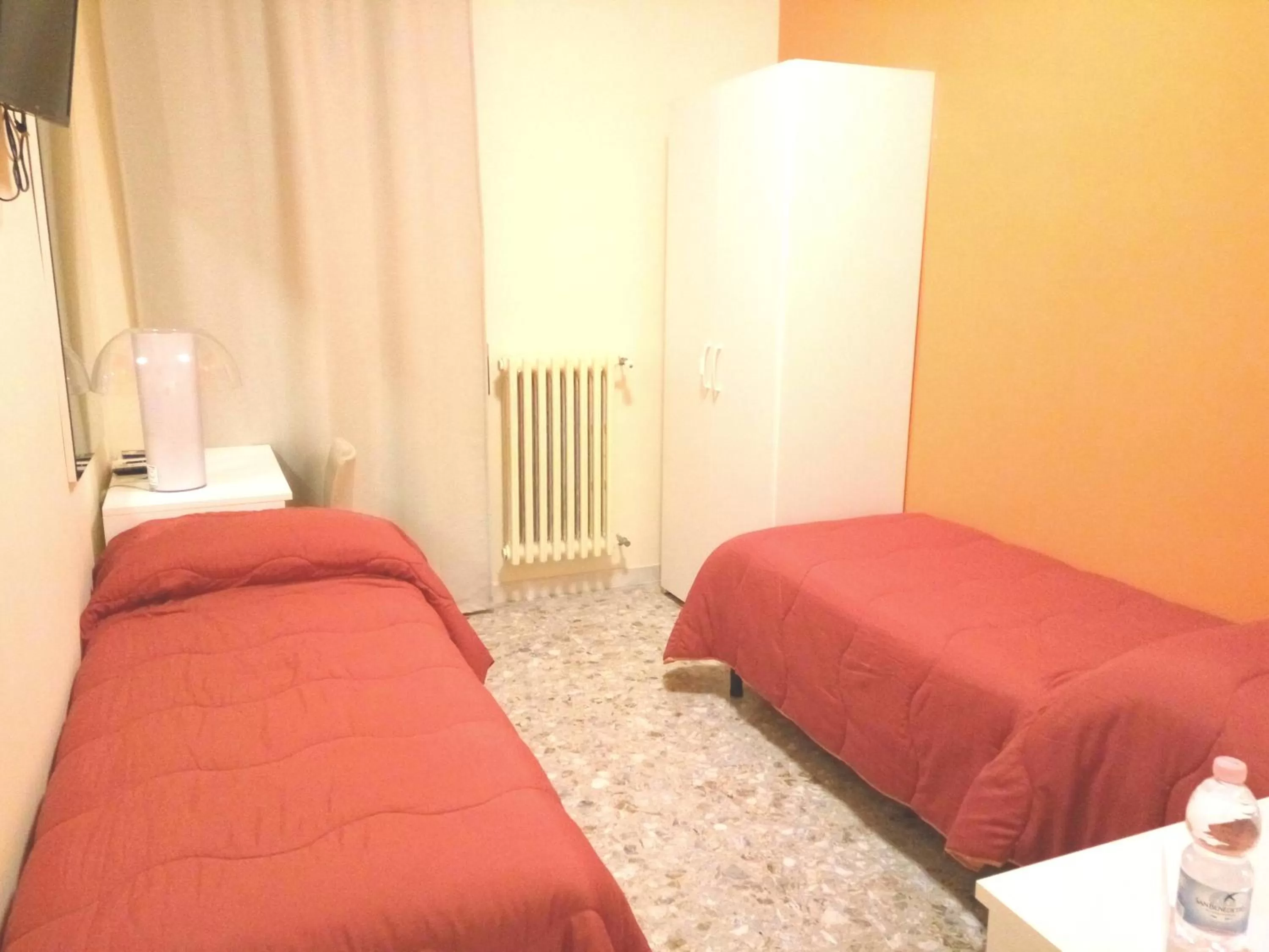 Photo of the whole room, Bed in Michelangelo Rooms