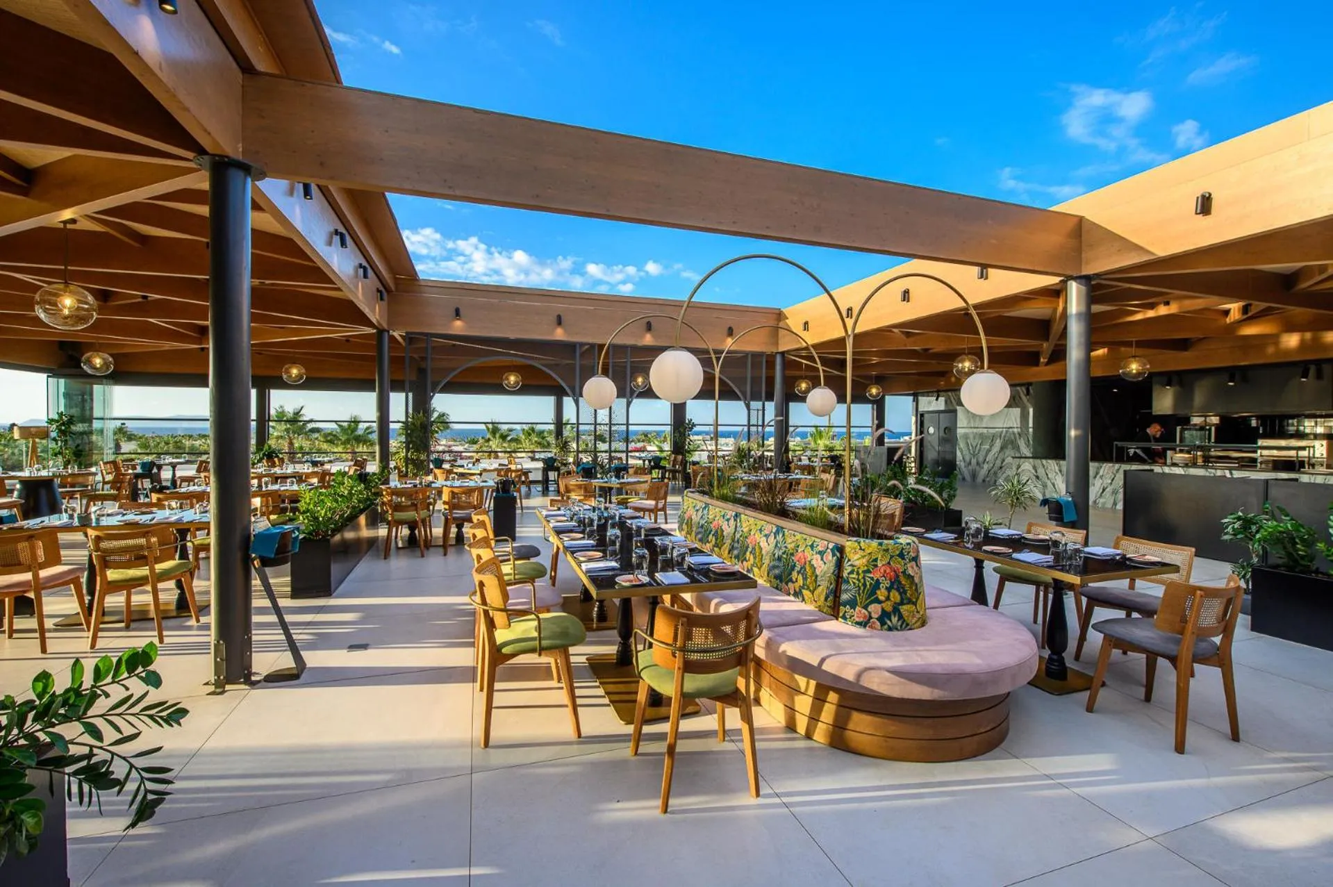 Restaurant/places to eat in Stella Palace Aqua Park Resort