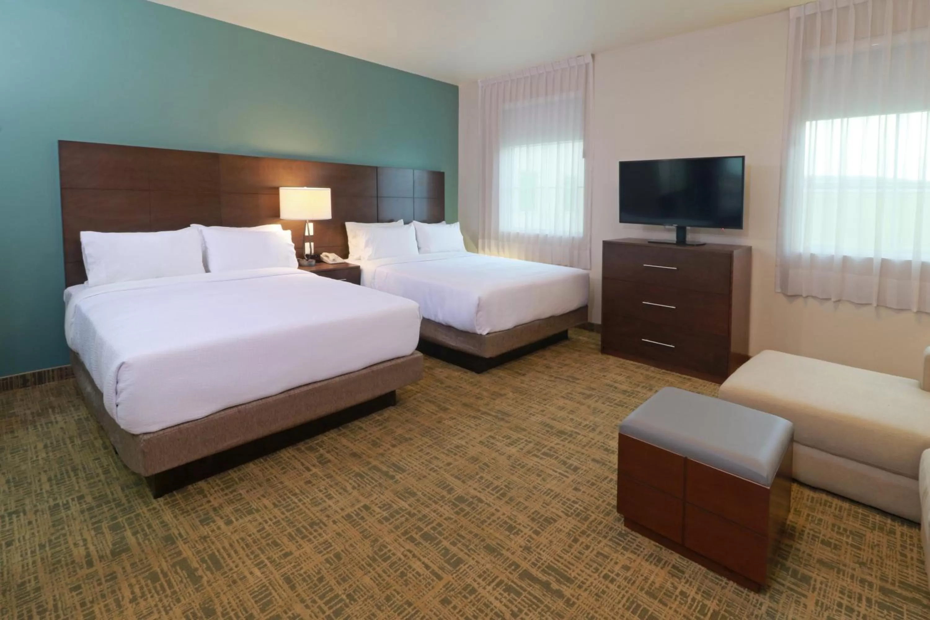 Photo of the whole room, Bed in Staybridge Suites Queretaro by IHG