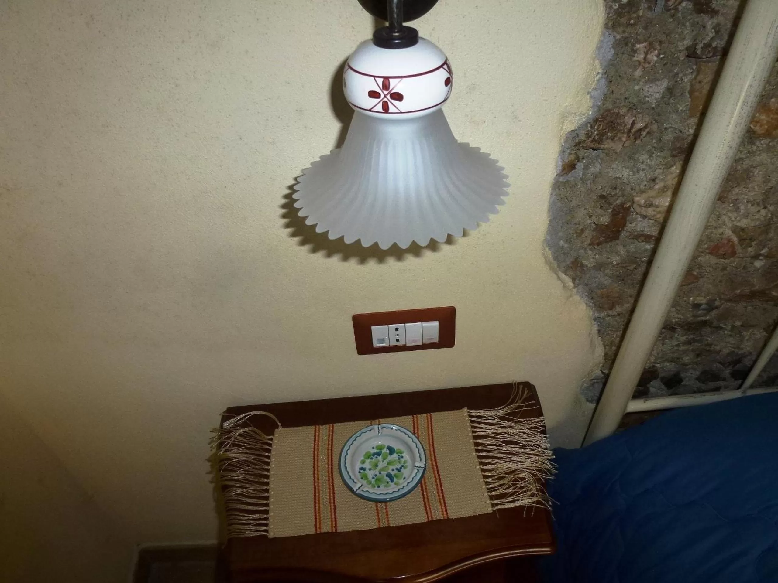 Decorative detail, Bed in b&b La casa di Ely