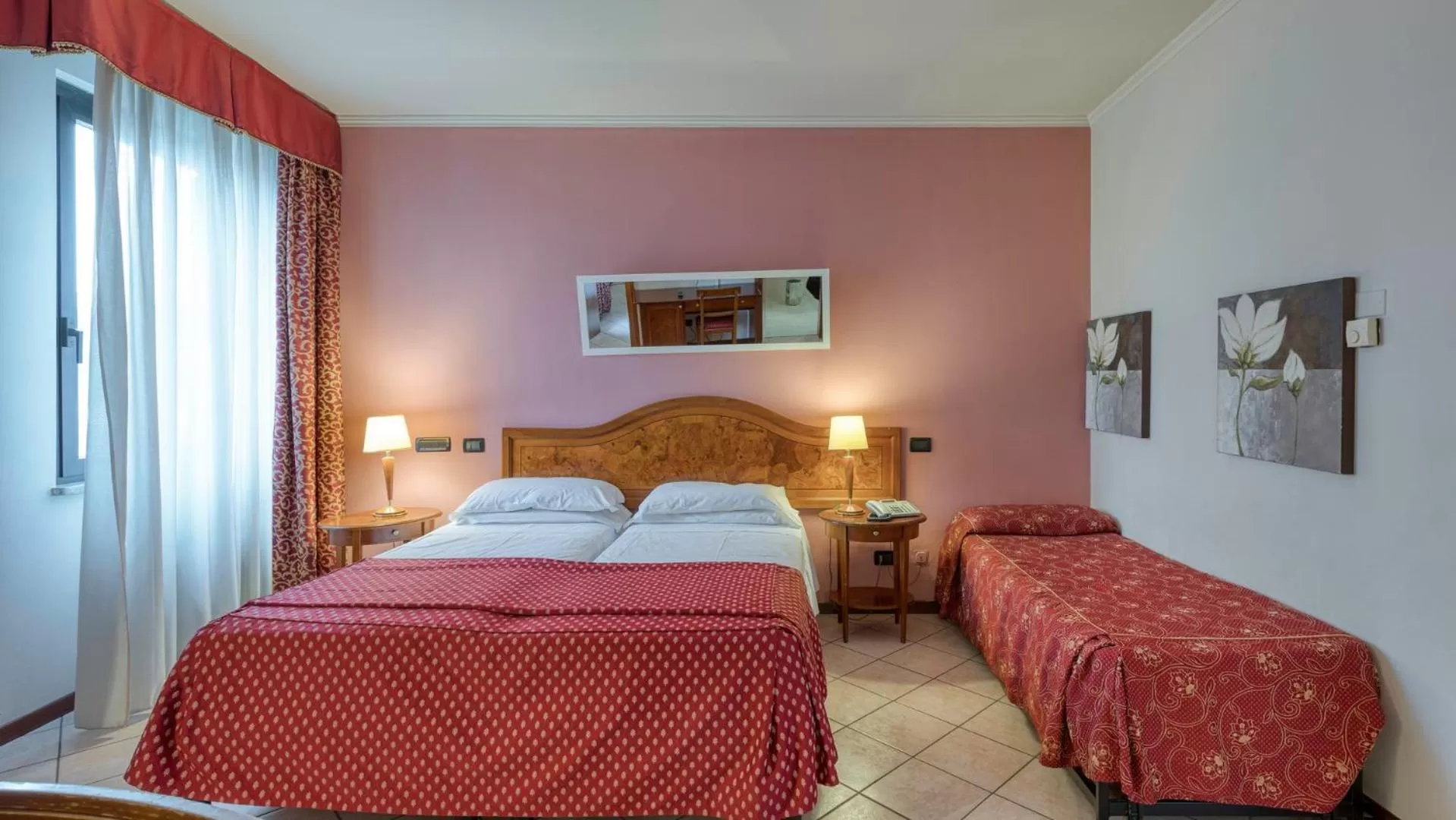 Bed in Primotel Brescia