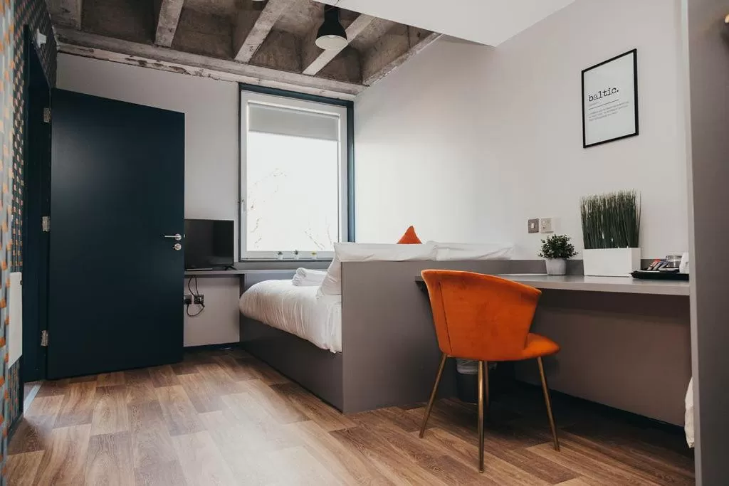 Bed in Quarter by the Warren Collection