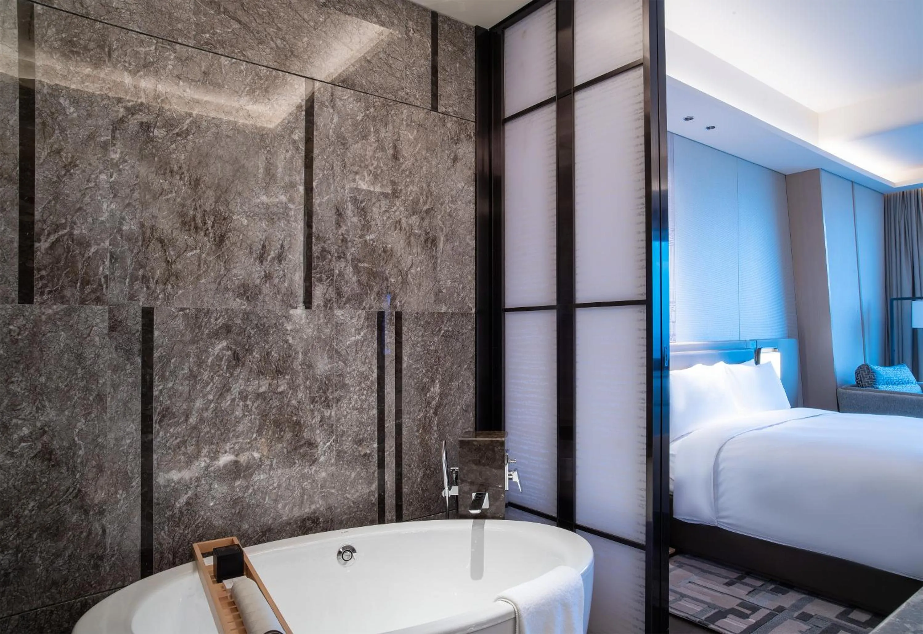 Bathroom, Bed in JW Marriott Hotel Xi'an