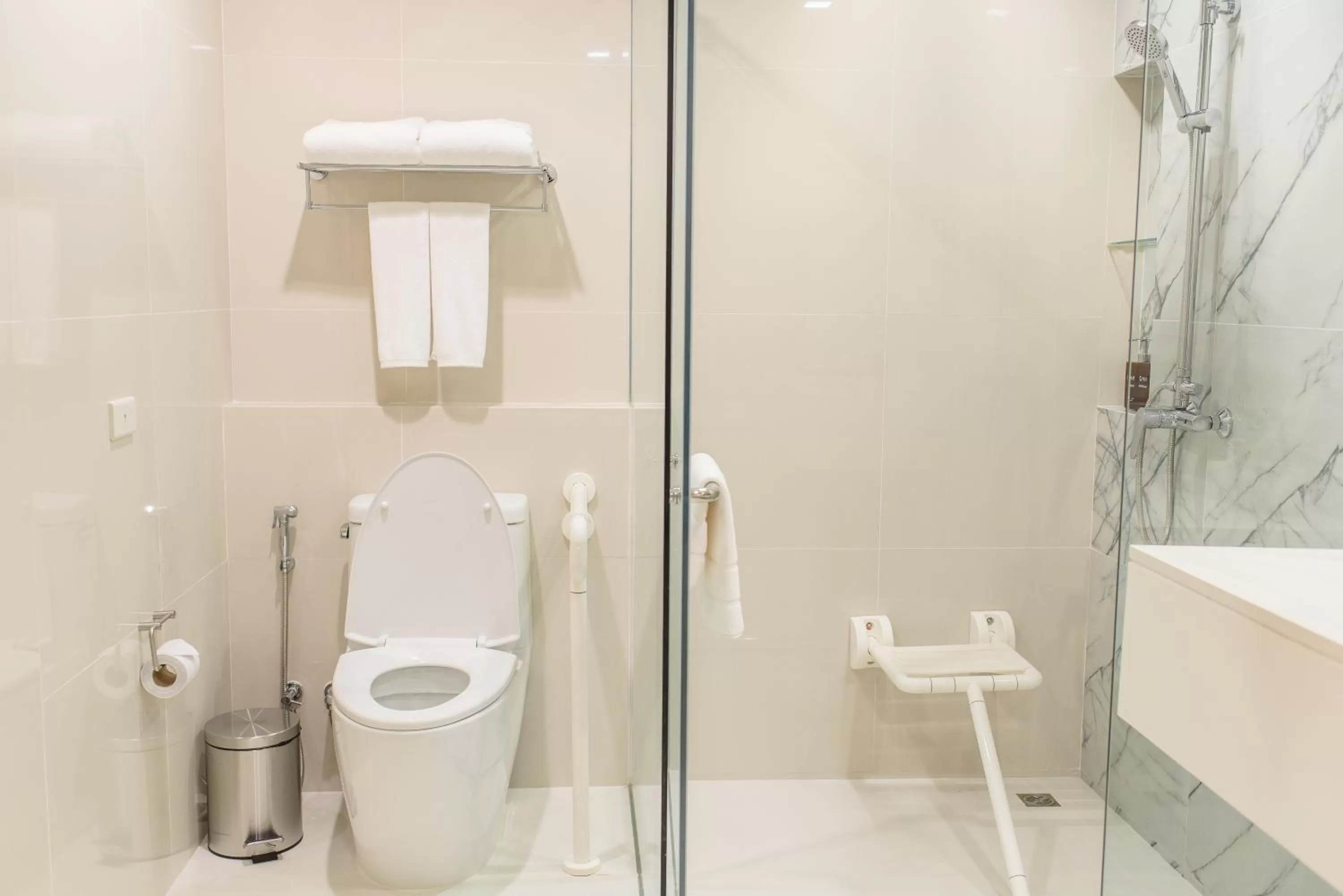 Toilet in Alix Bangkok Hotel