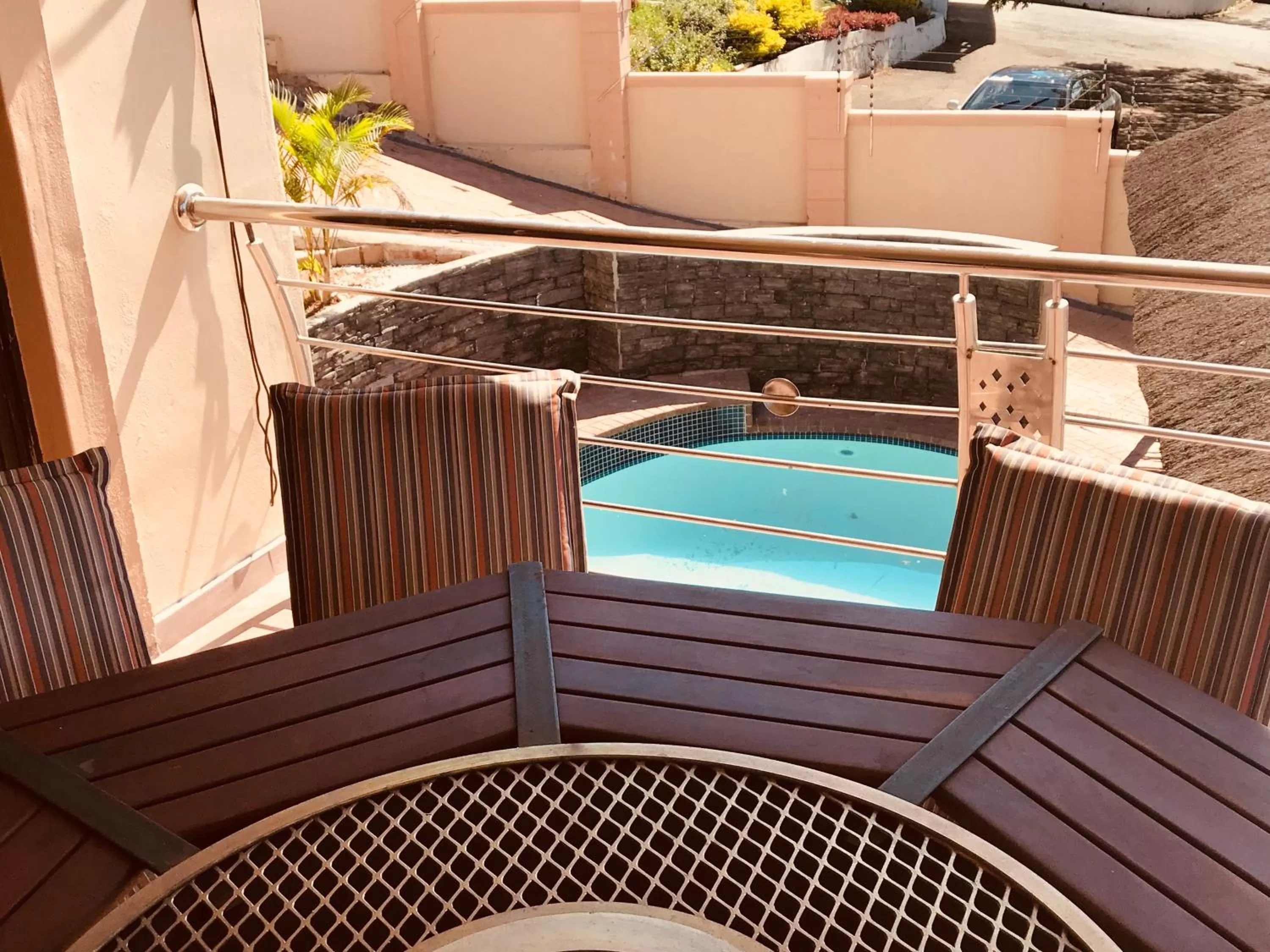 Jay and Bee Guesthouse