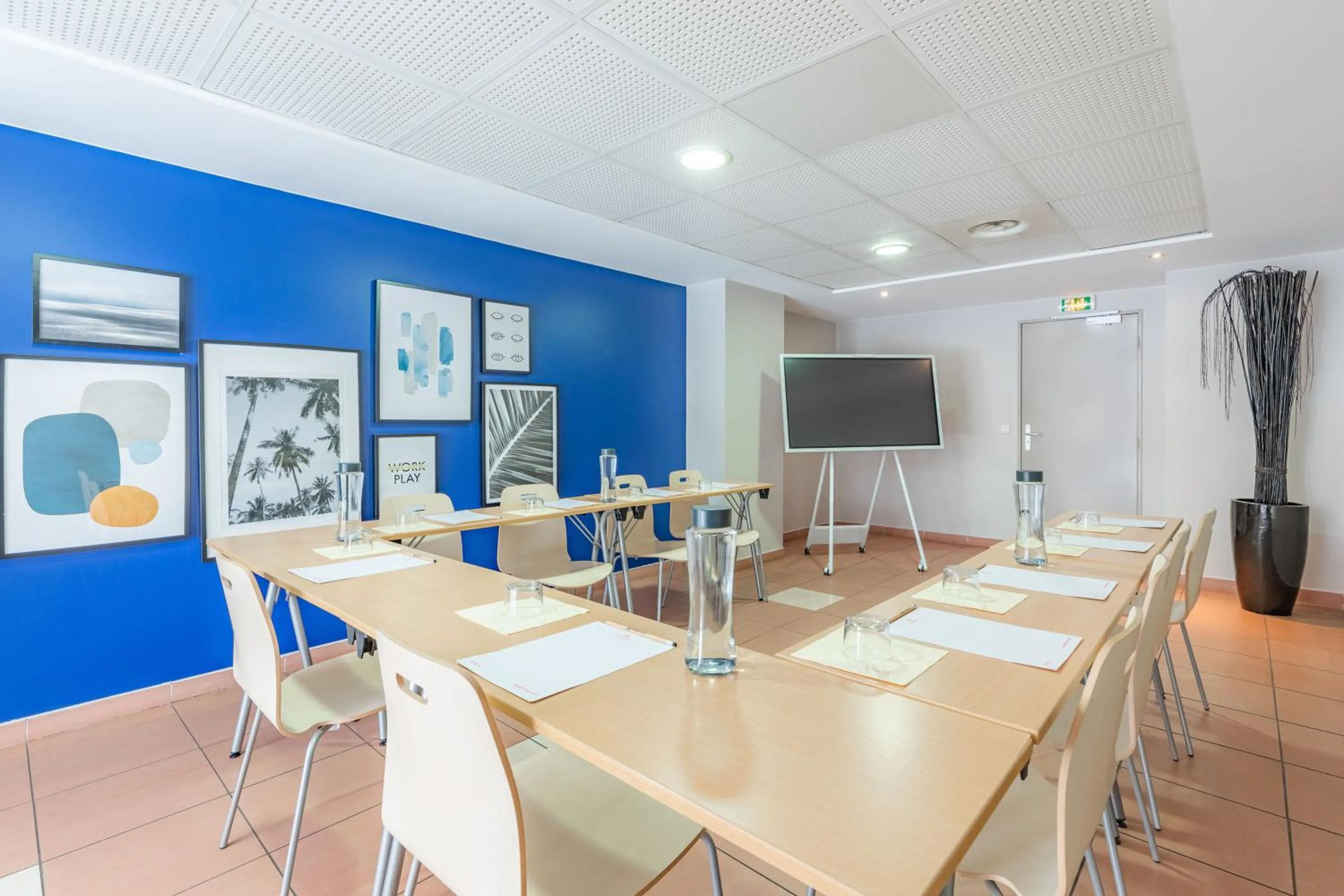 Meeting/conference room in Appart'City Confort La Ciotat - Côté Port