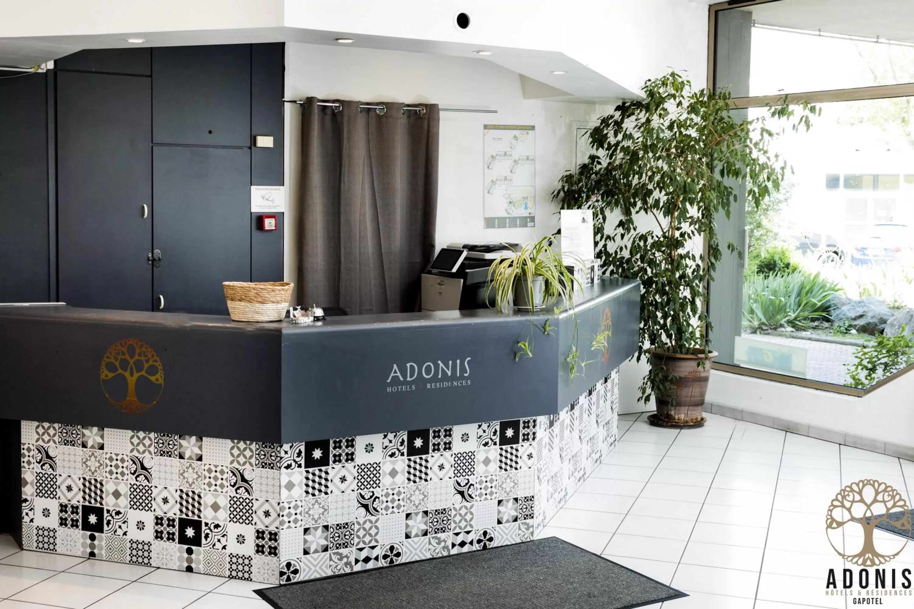 Lobby or reception in Adonis Gapotel