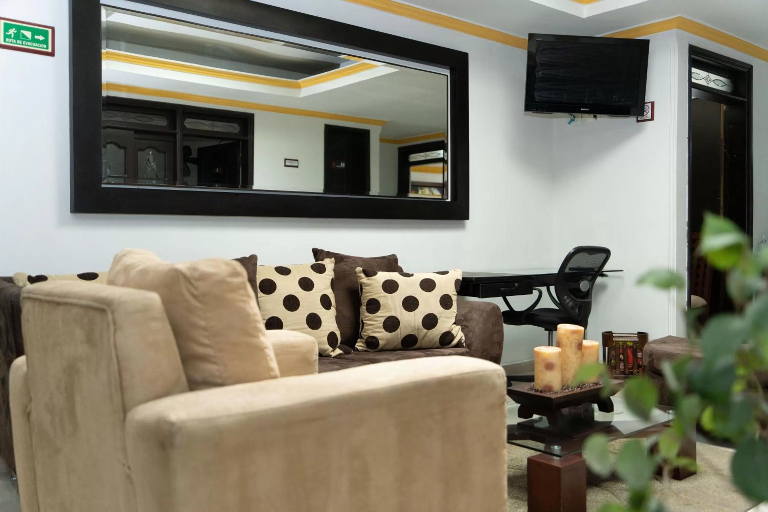 Seating area in Hotel Aires del Quindío Armenia