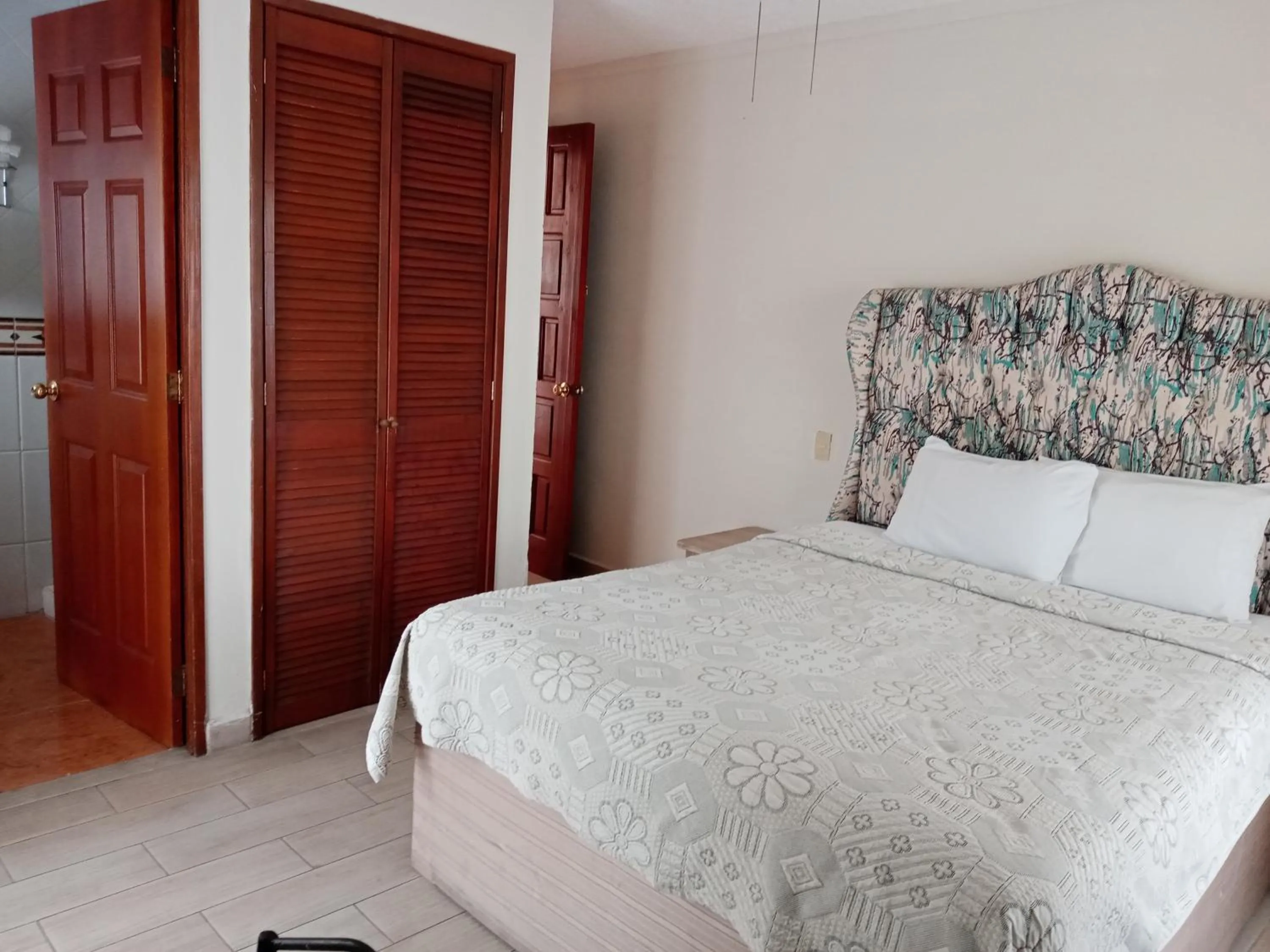 Photo of the whole room, Bed in Hotel Real de San Diego