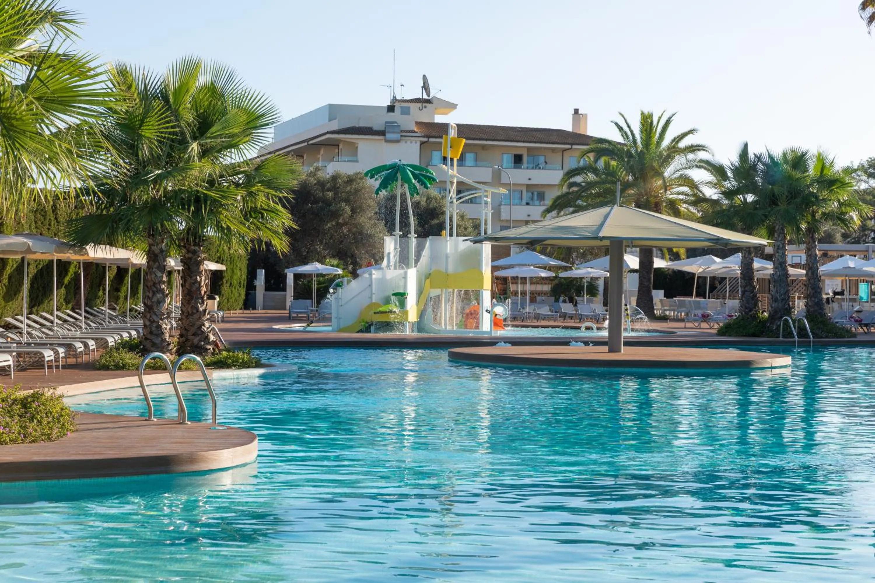 Swimming pool in JS Portocolom Suites