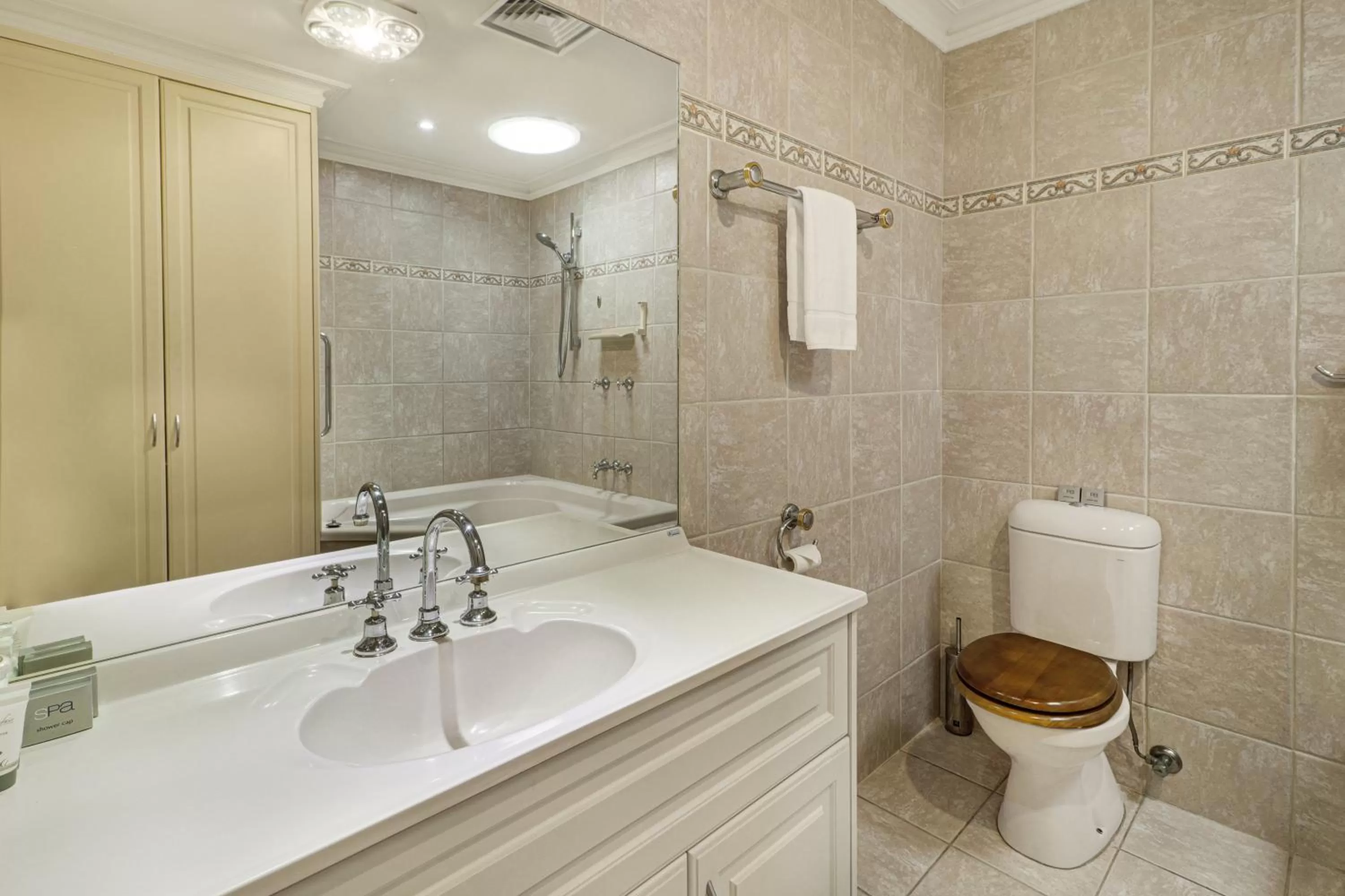 Shower in Alzburg Resort