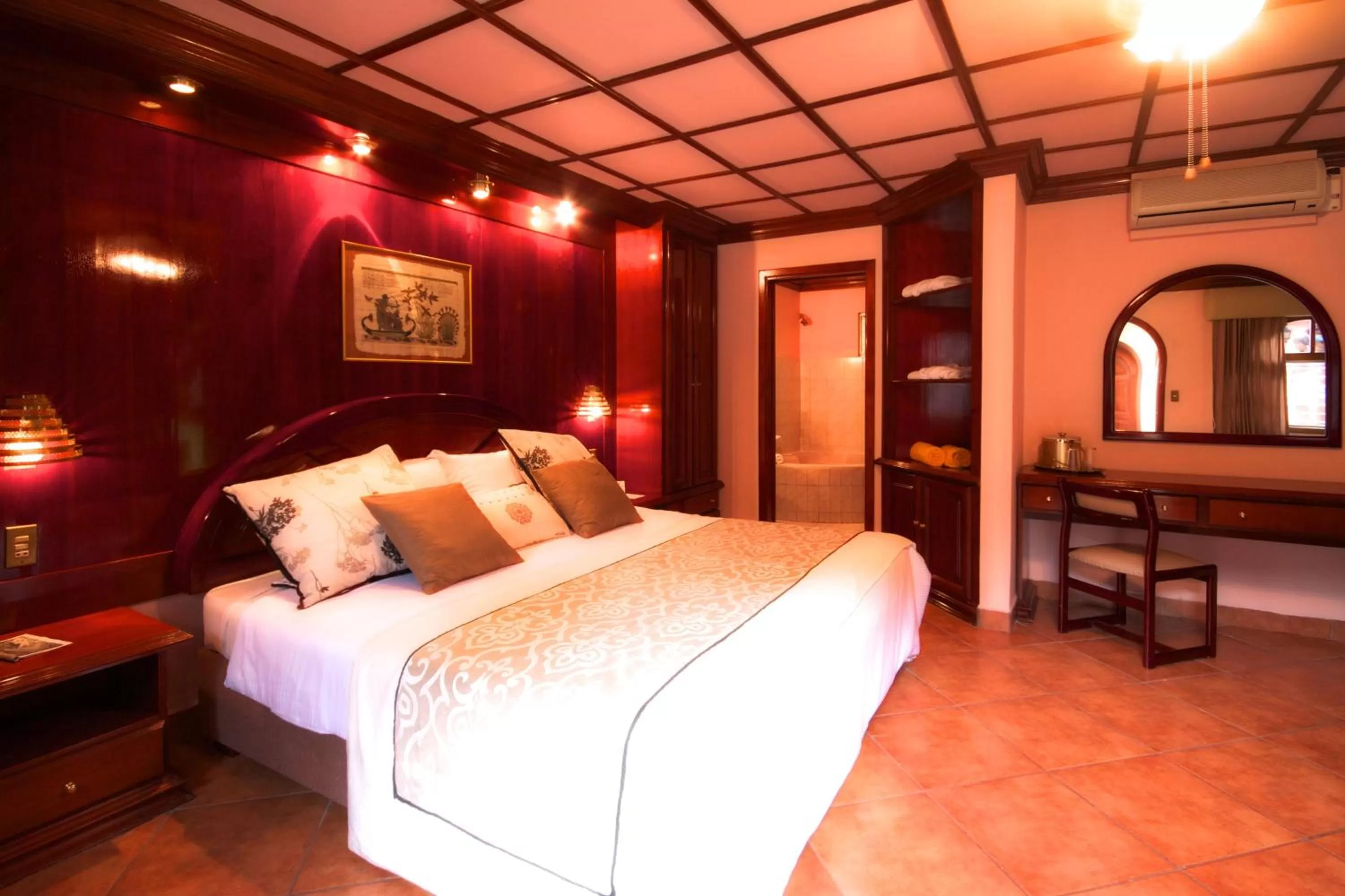 Bed in El Tucano Resort & Thermal Spa