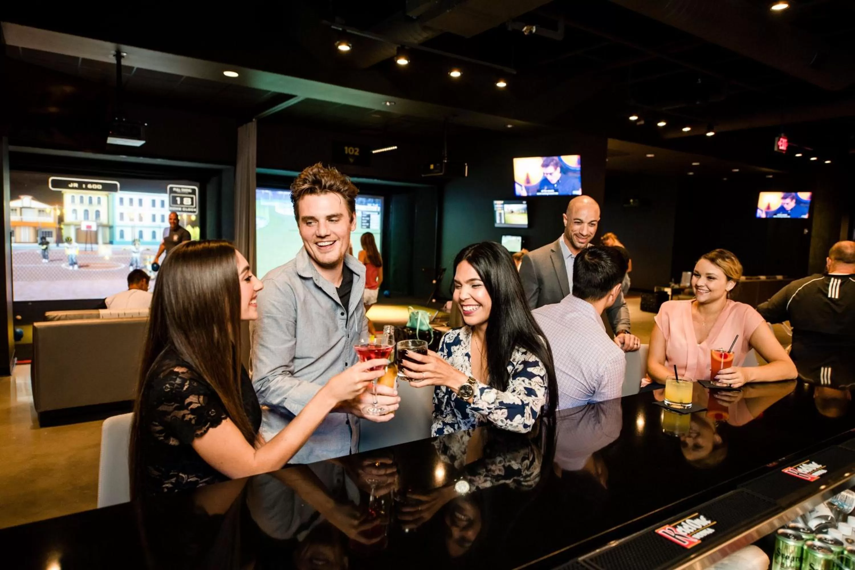 Restaurant/places to eat in Marriott Downtown at CF Toronto Eaton Centre