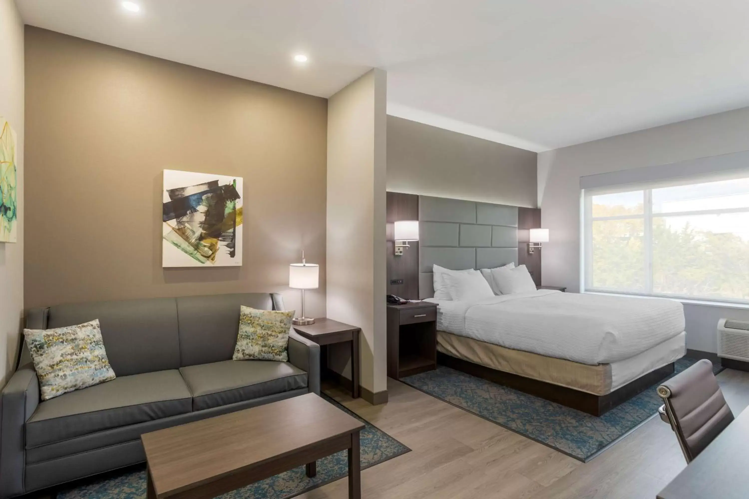 King Room with Sofa Bed and Work Desk - Non-Smoking in Best Western Plus Executive Residency Nashville Antioch King Room with Sofa Bed and Work Desk - Non-Smoking in Best Western Plus Executive Residency Nashville Antioch