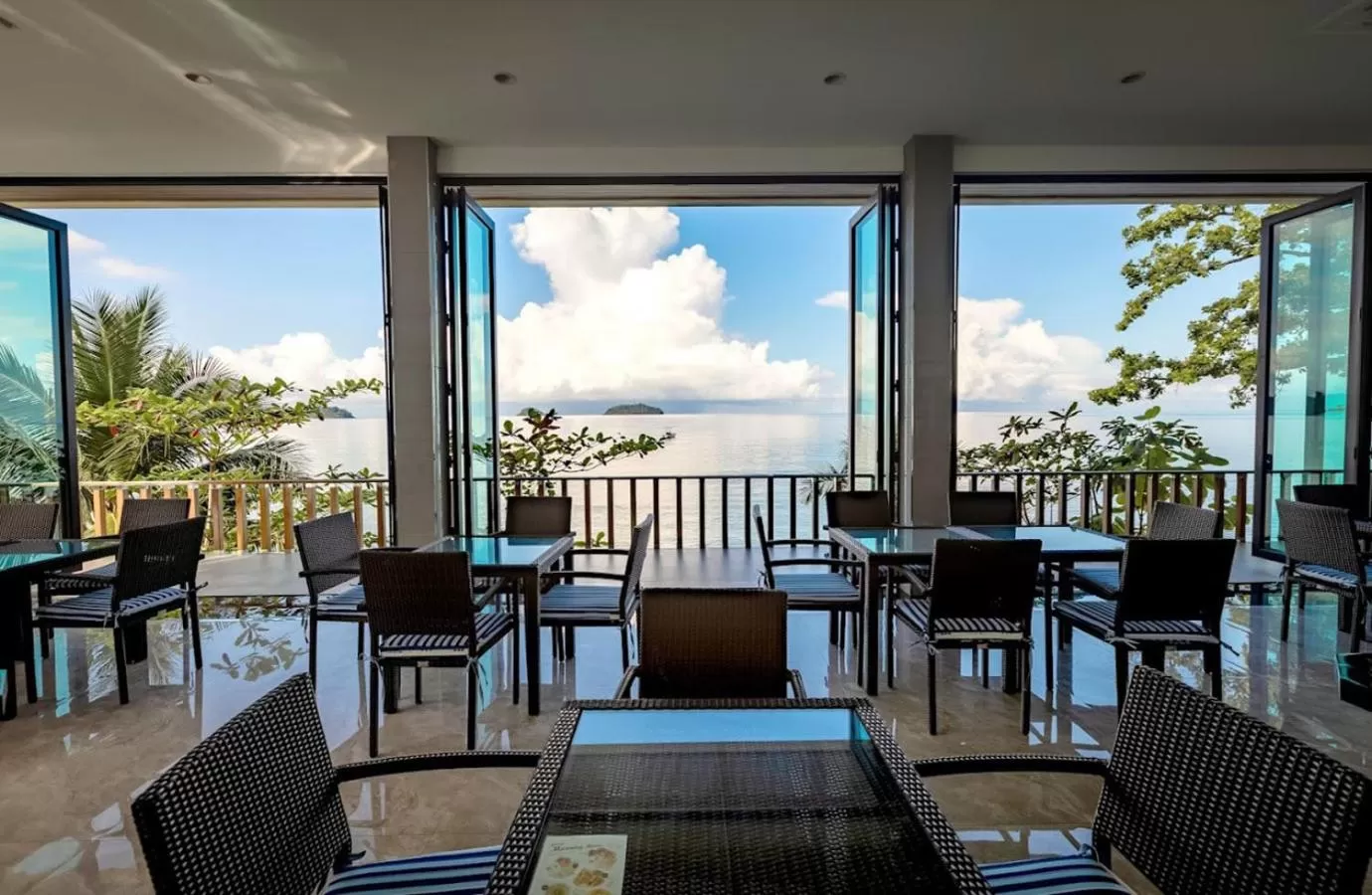 Restaurant/places to eat in KaiBaeBeach GrandView