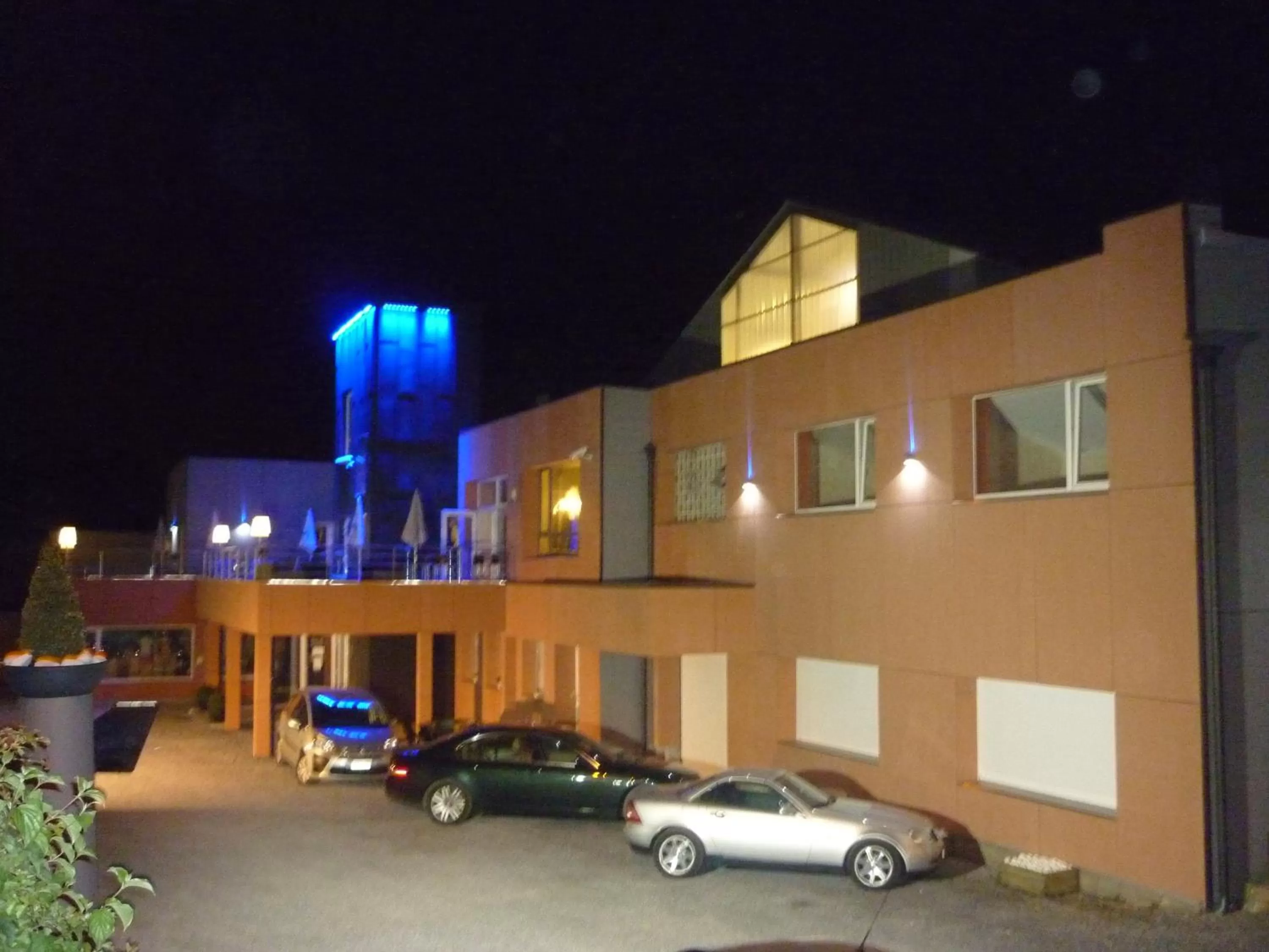 Facade/entrance in Hotel Le Midi