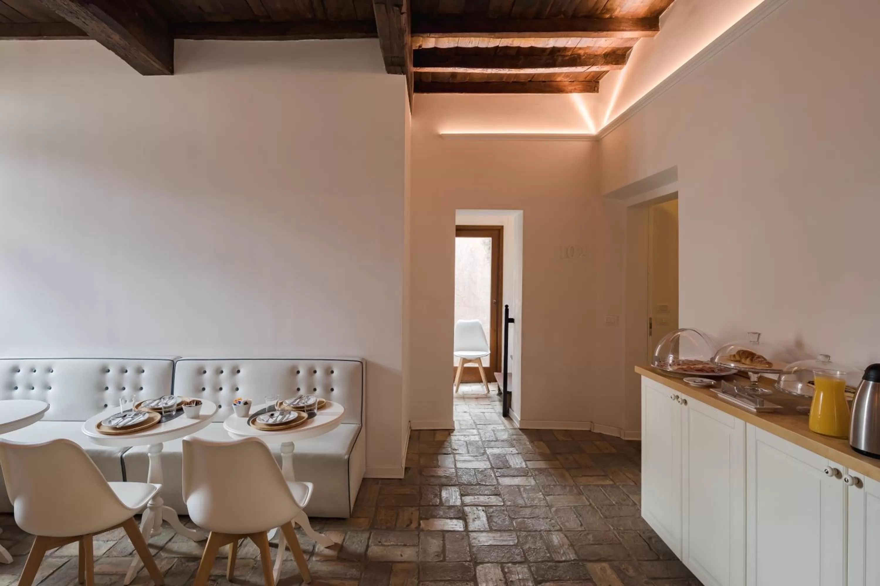 Breakfast in Palazzo Lupardi Relais