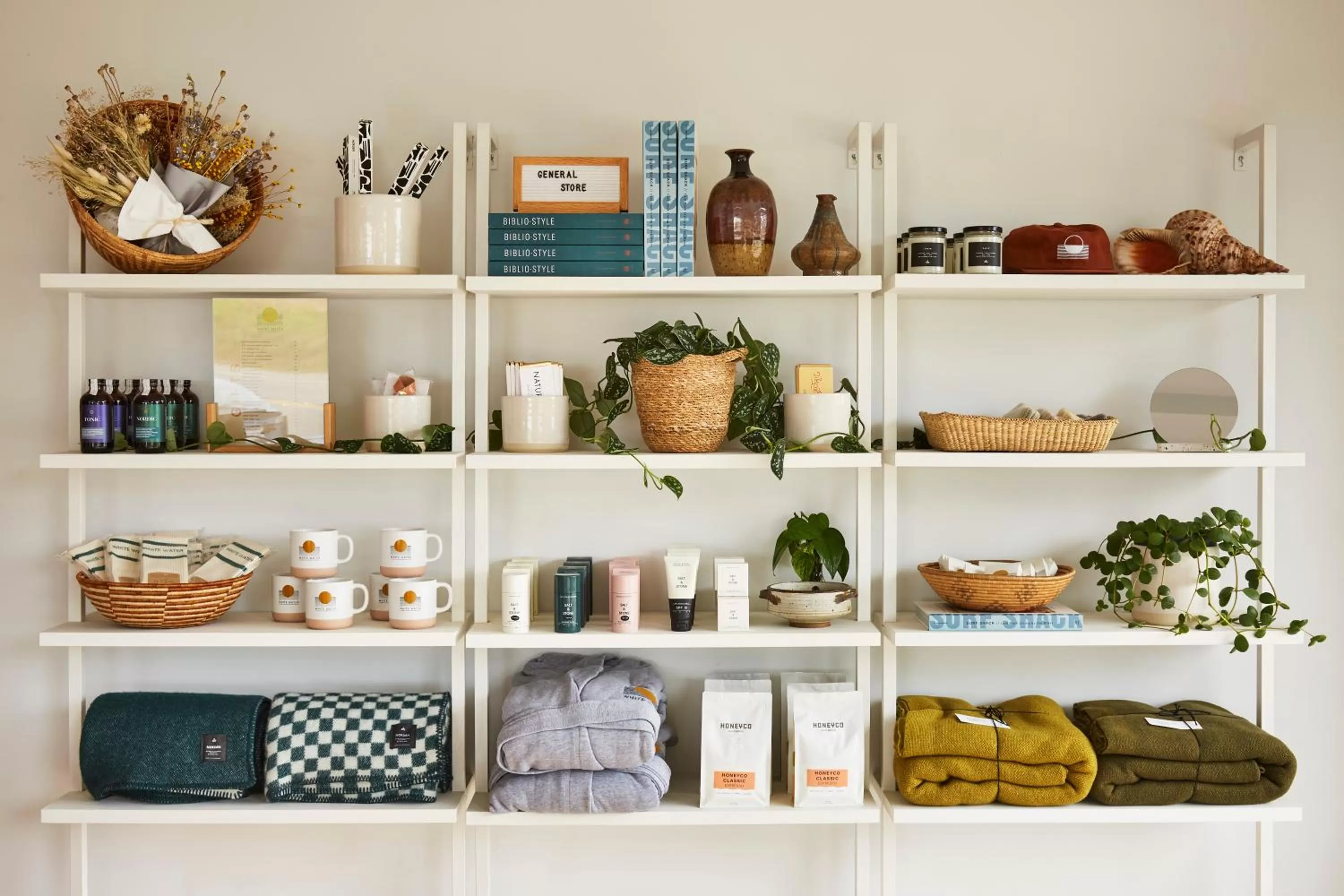 On-site shops in White Water