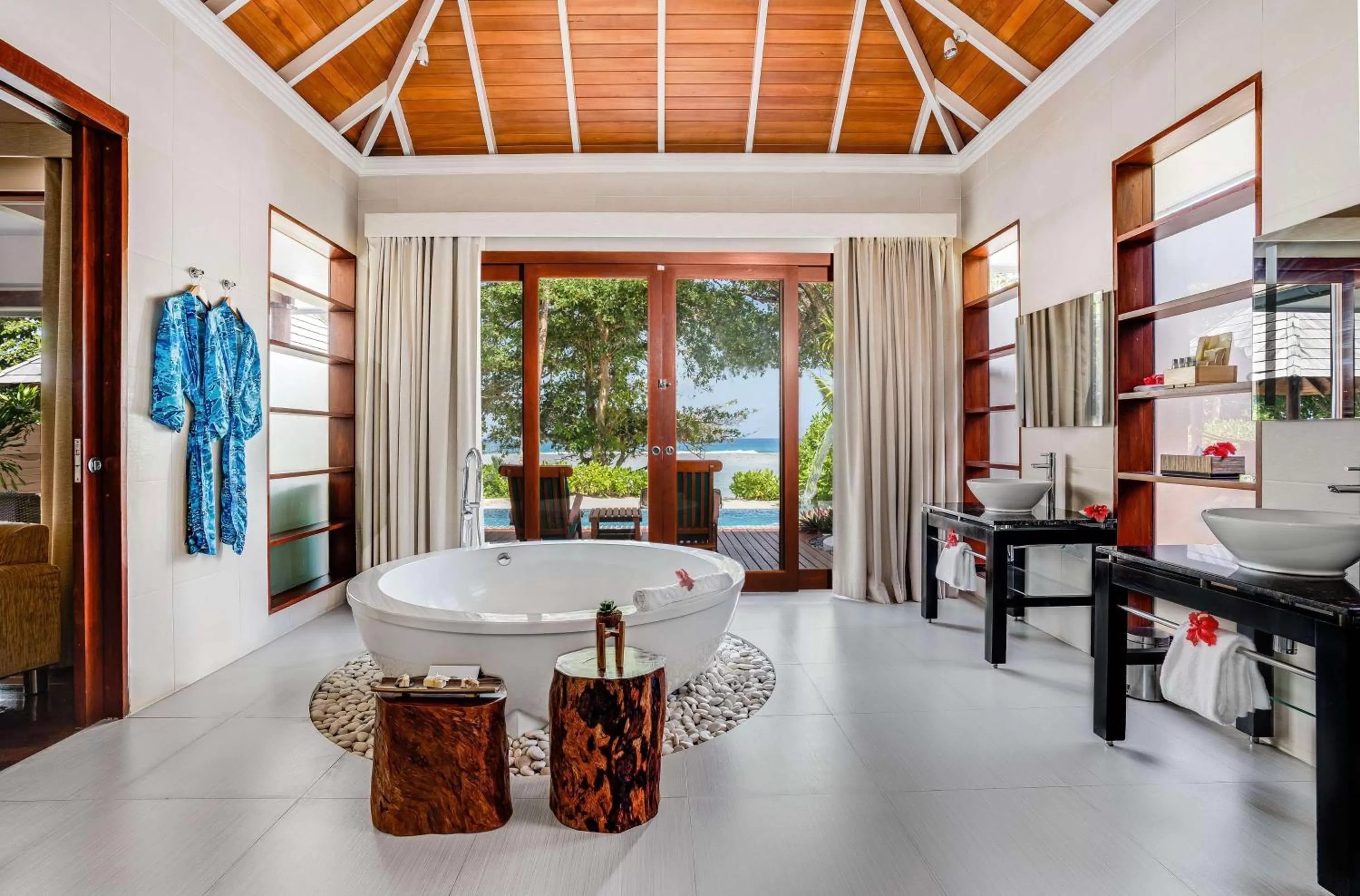 Bathroom in Hilton Seychelles Labriz Resort & Spa