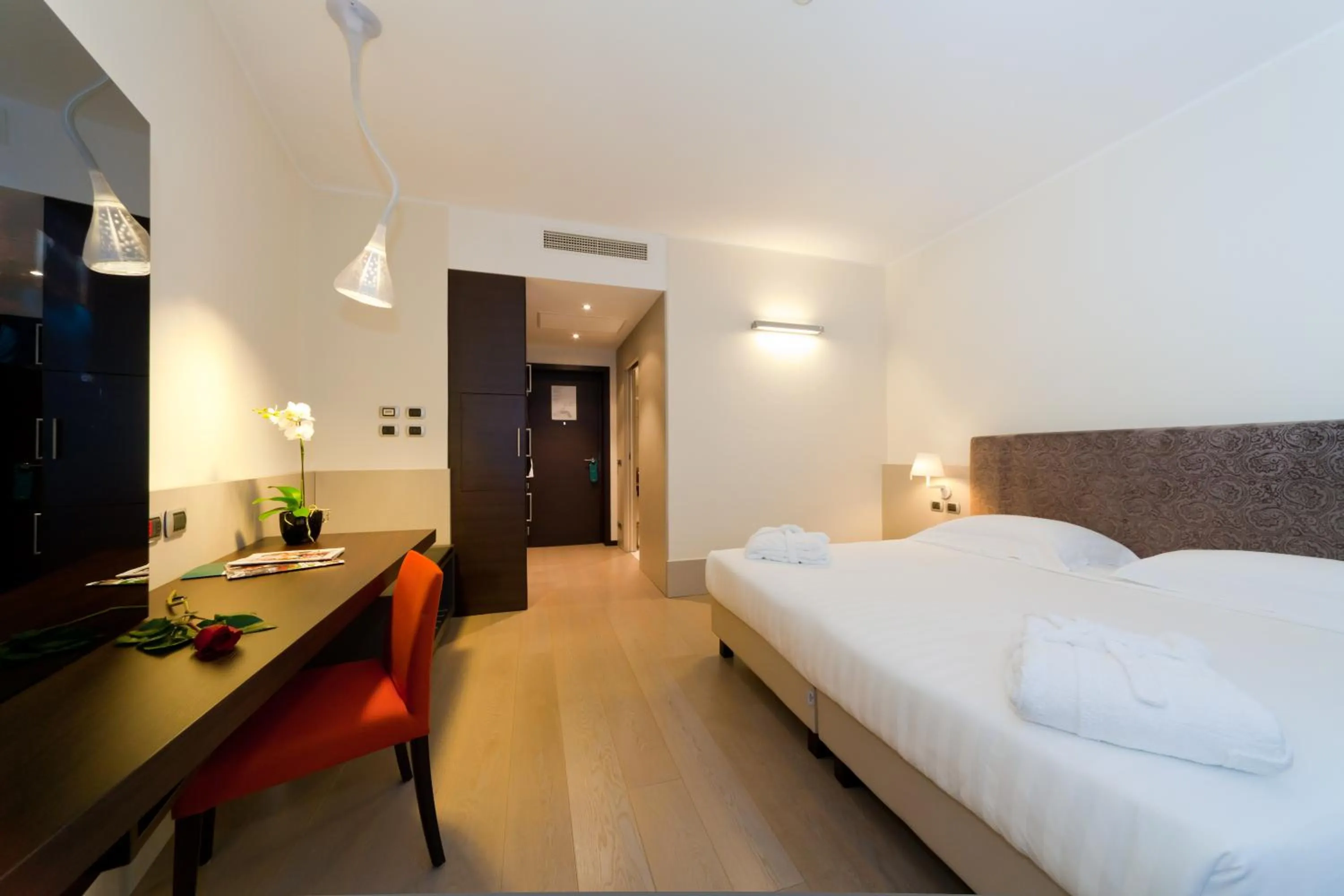 Bedroom, Bed in RMH MODENA DES ARTS