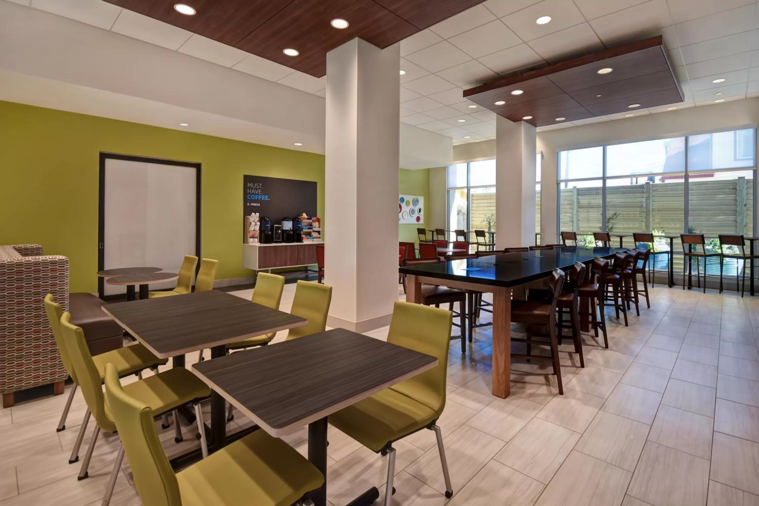 Breakfast in Holiday Inn Express & Suites - Galveston Beach by IHG