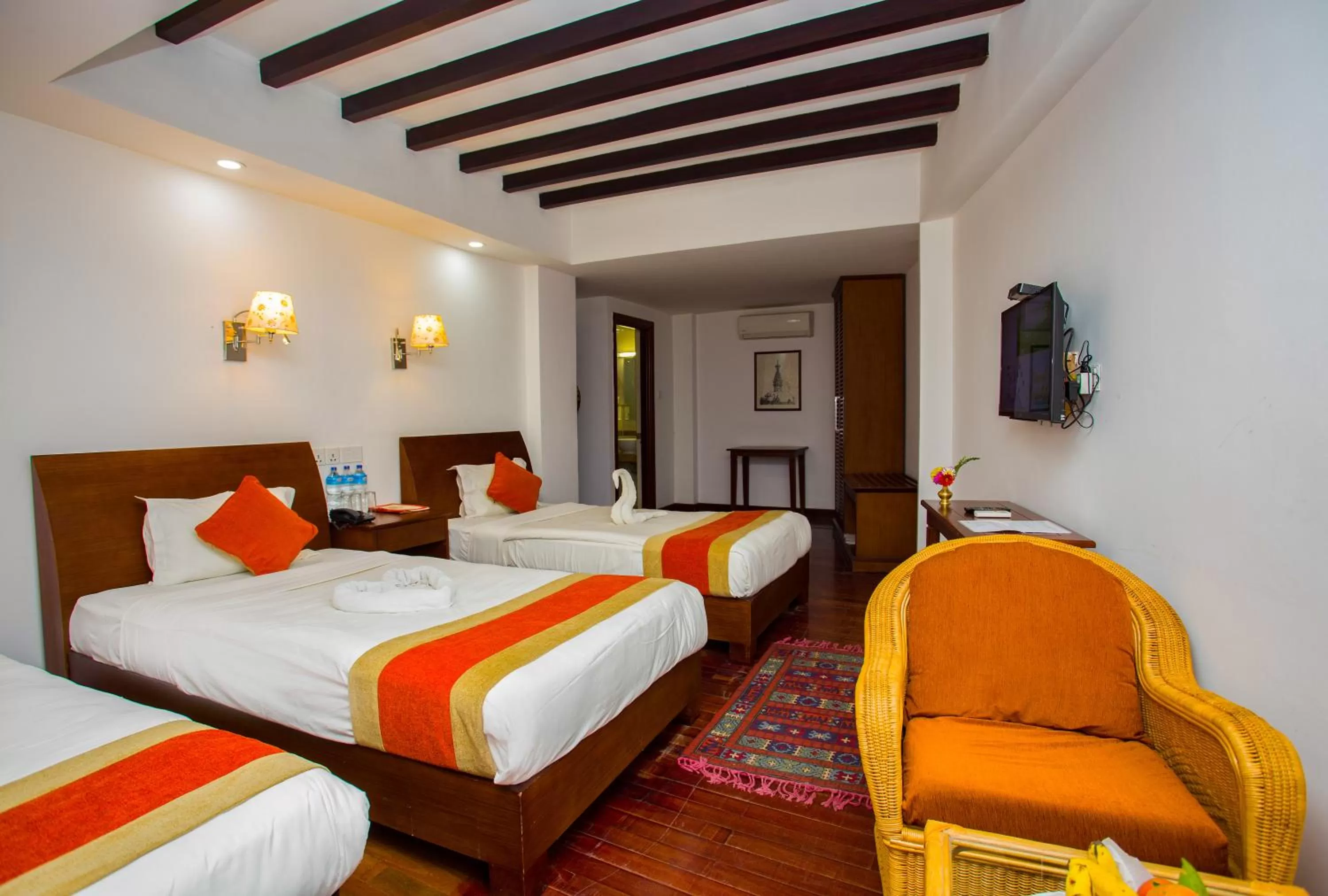 Photo of the whole room, Bed in Apsara Boutique Hotel