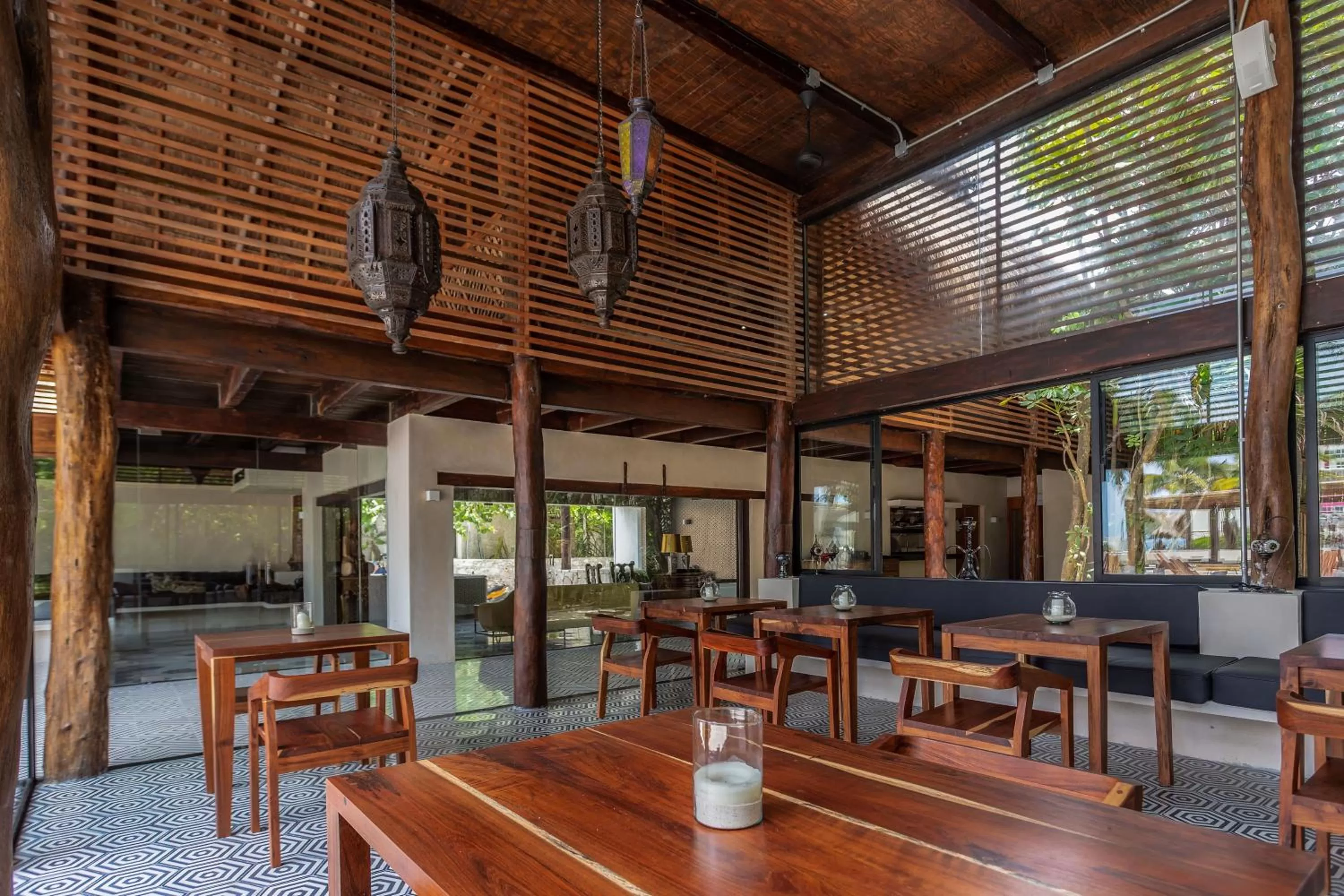 Restaurant/places to eat in Lotus Beach Hotel - Adults Only