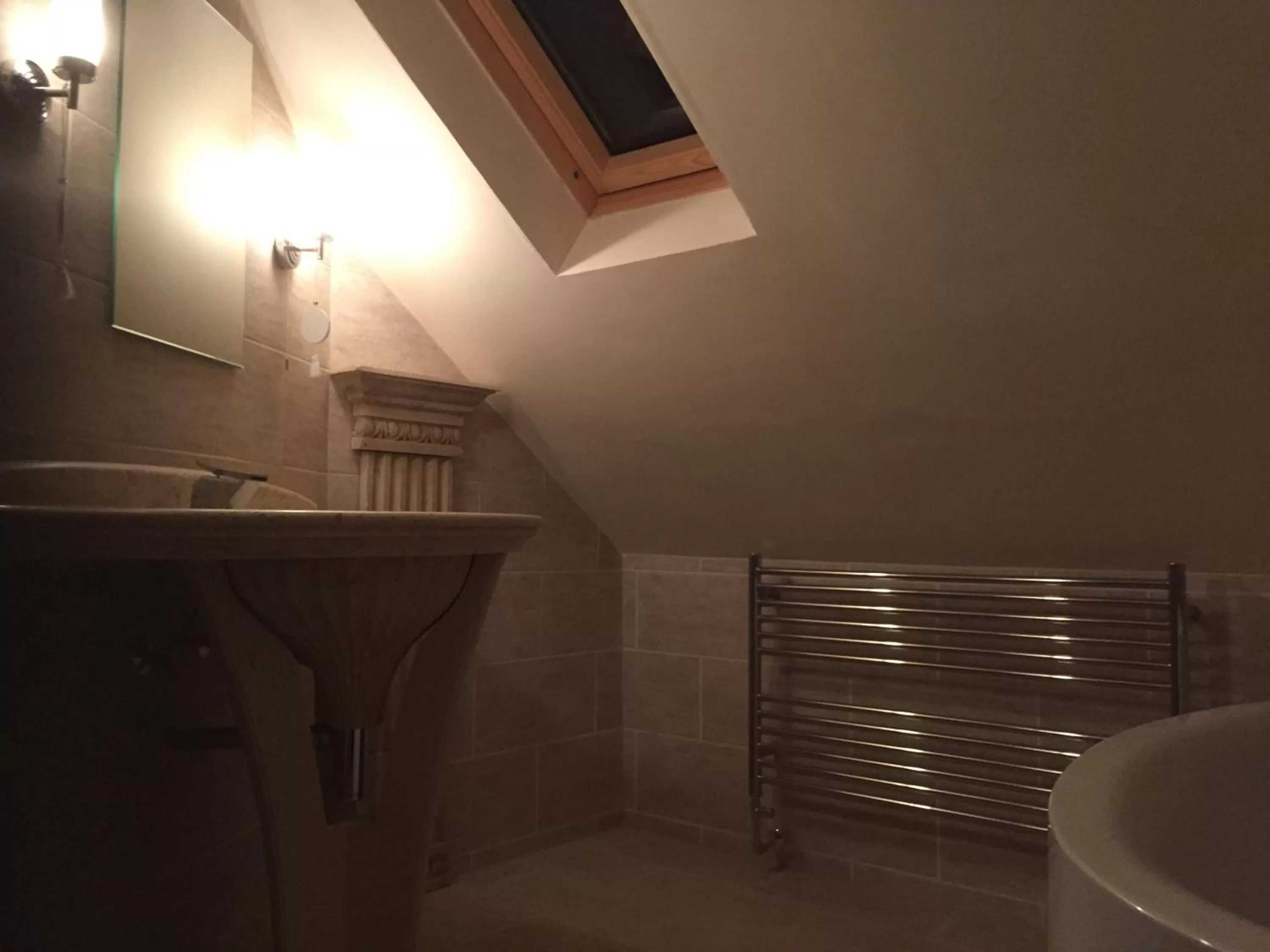 Bathroom in Retreat at The Knowe Auchincruive Estate